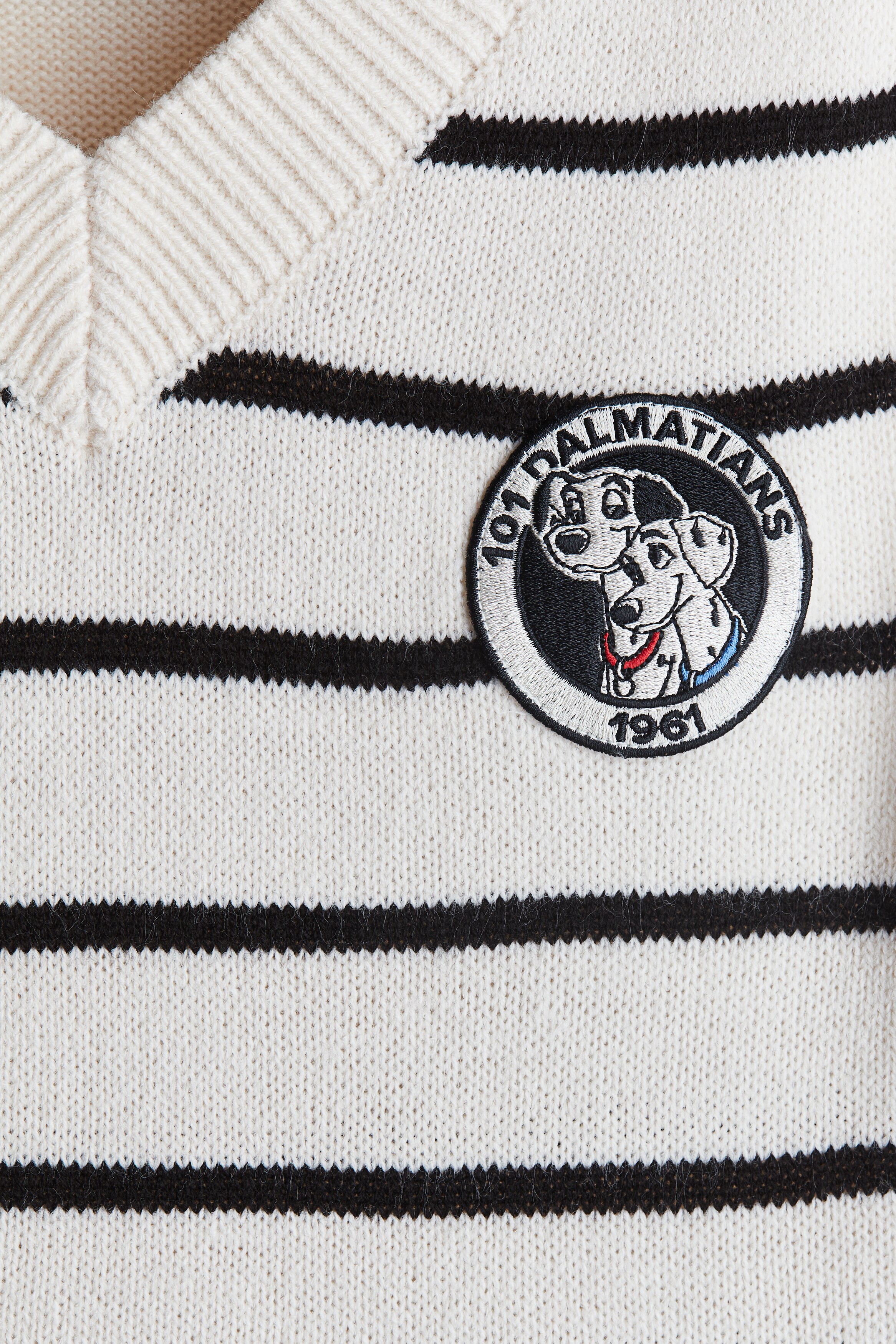 Appliquéd sweater vest