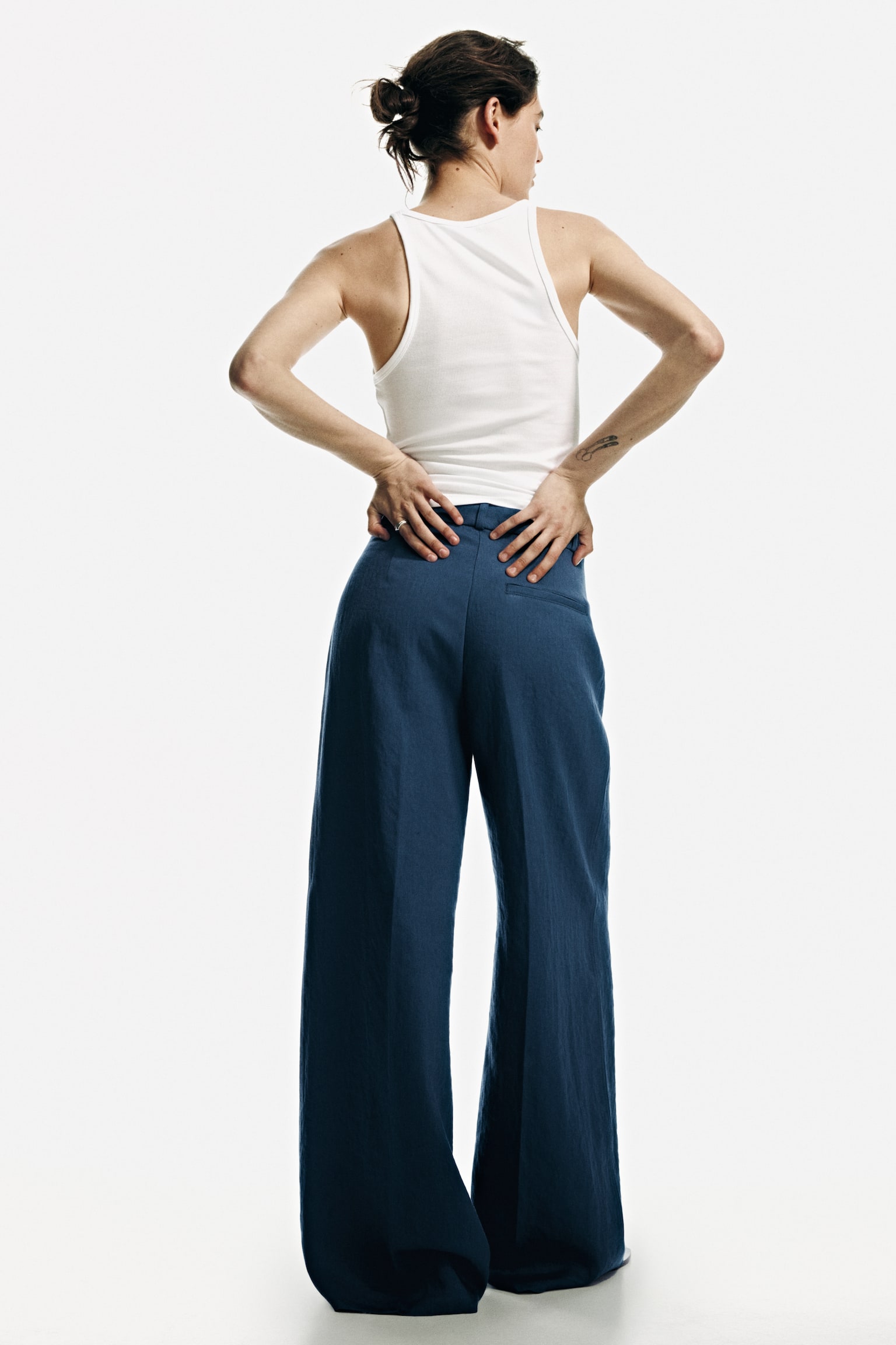 Wide tailored trousers - Dark blue/Black/Light beige/Dark rust brown - 4