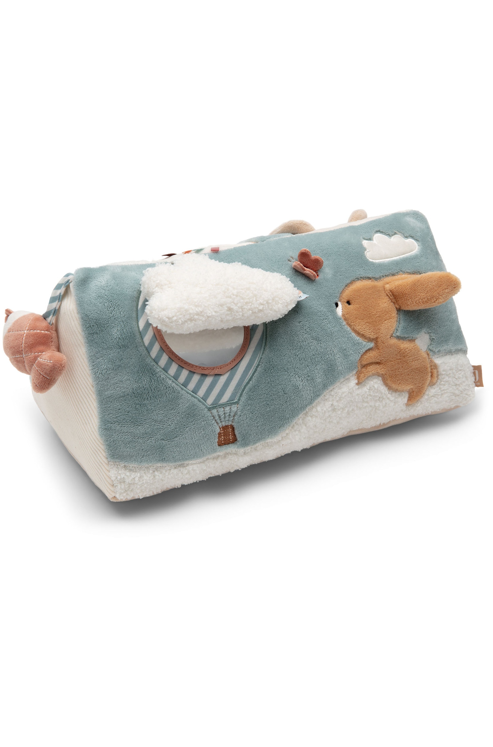 Ein weiches, bootfÃ¶rmiges Activity-Spielzeug aus PlÃ¼sch liegt schrÃ¤g und verfÃ¼gt Ã¼ber verschiedene pastellfarbene Stoffelemente, strukturiertes Cord und integrierte Tierfiguren, darunter ein Elefant und ein Lama. Ein kleiner PlÃ¼schbÃ¤rkopf hÃ¤ngt an einer Kordel aus einer Ãffnung an der Seite, wÃ¤hrend an einem Ende Kunststoffringe herabhÃ¤ngen.