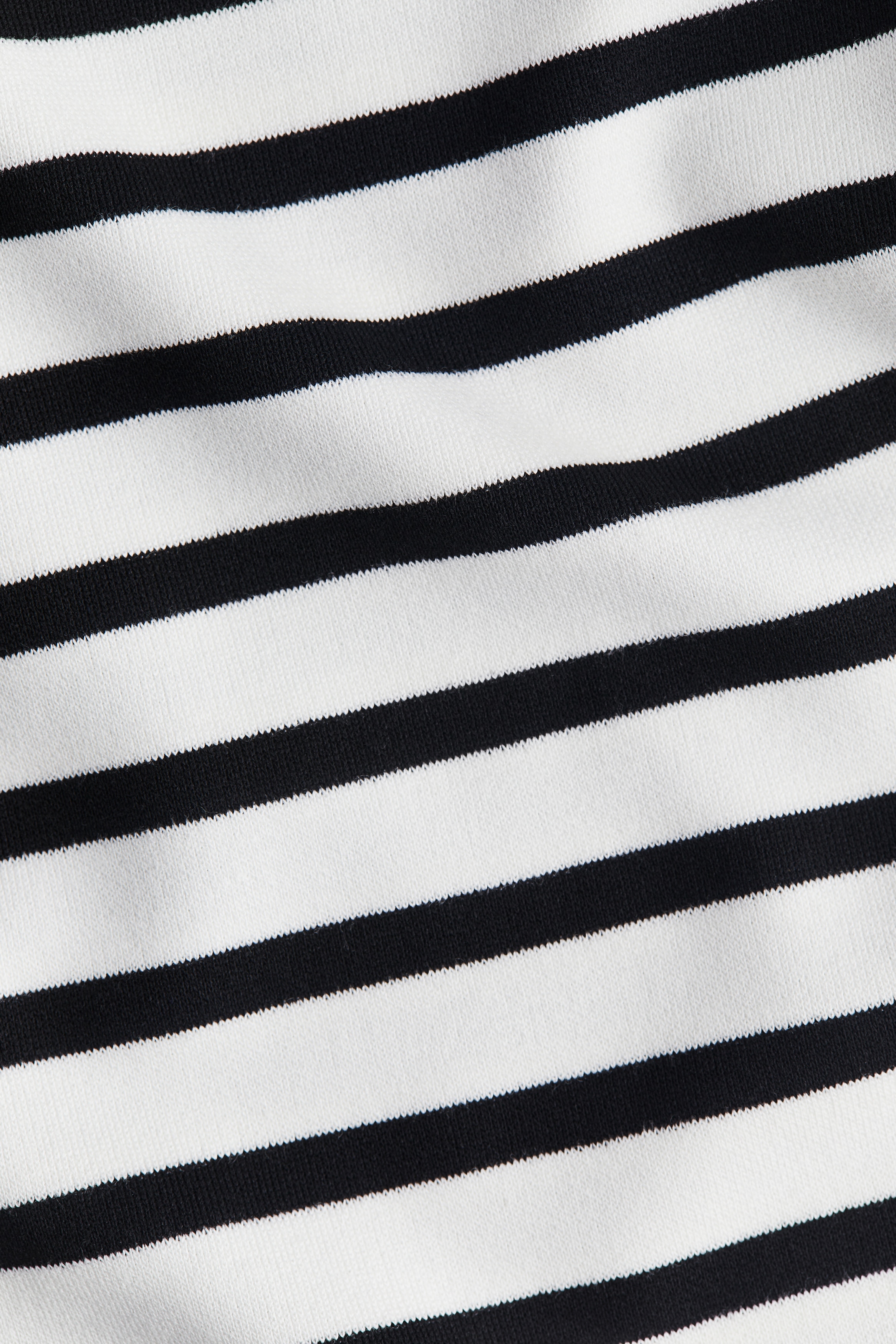 Boat-neck top
