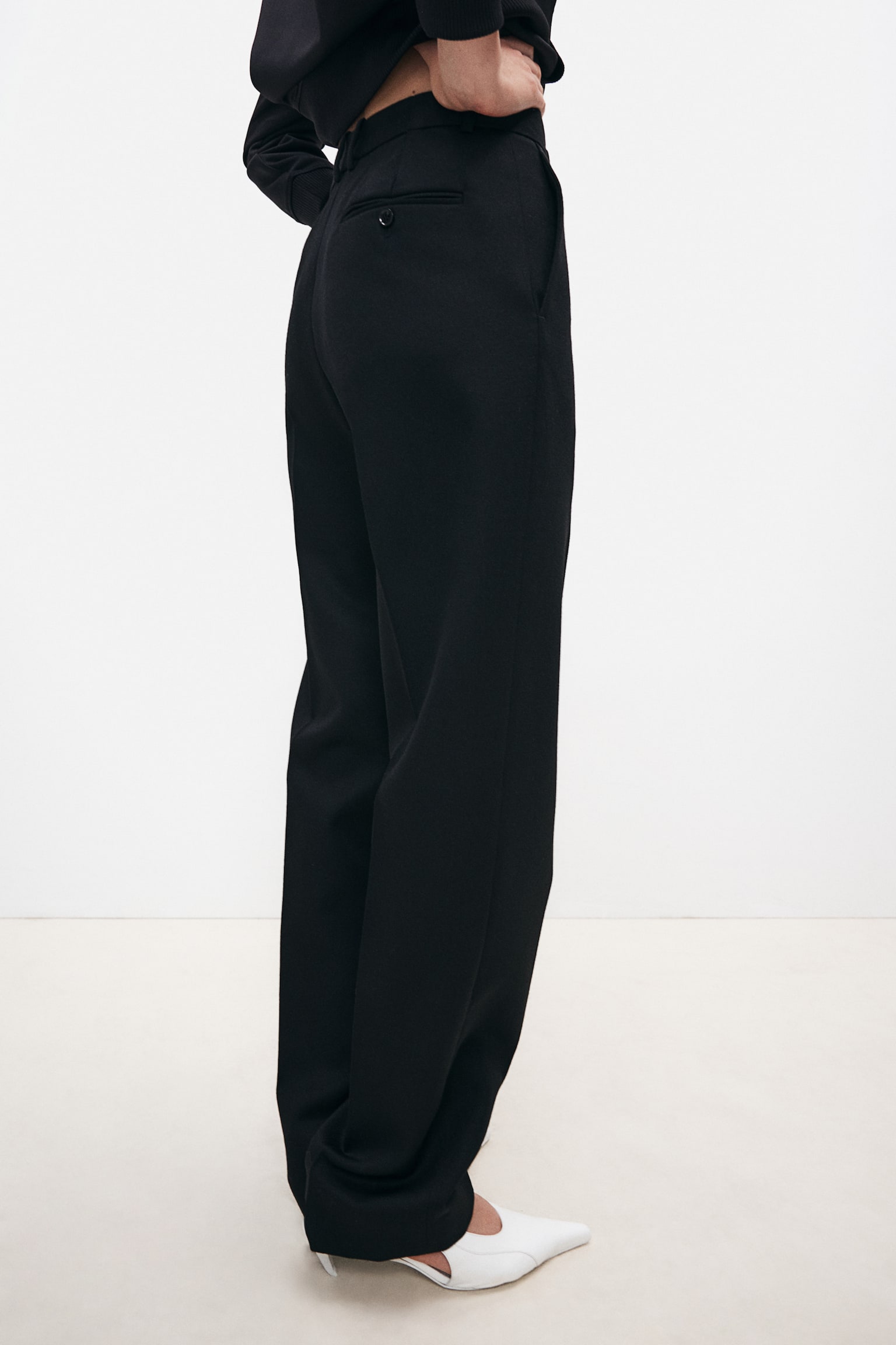 Tailored wool trousers  - Black - 4