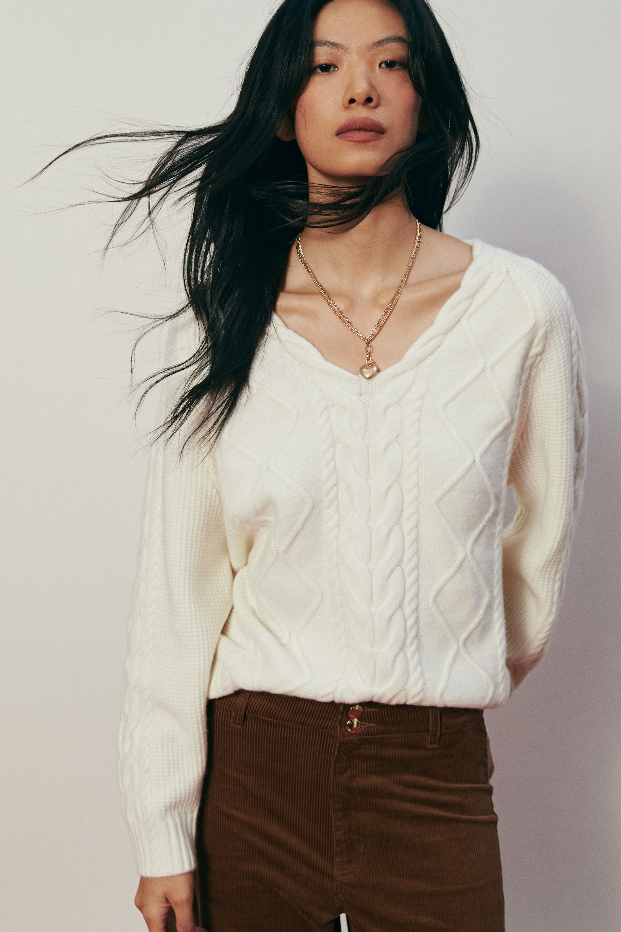 拡大画像を表示: ケーブルニットセーター - ホワイト - レディース | H&M JP 5