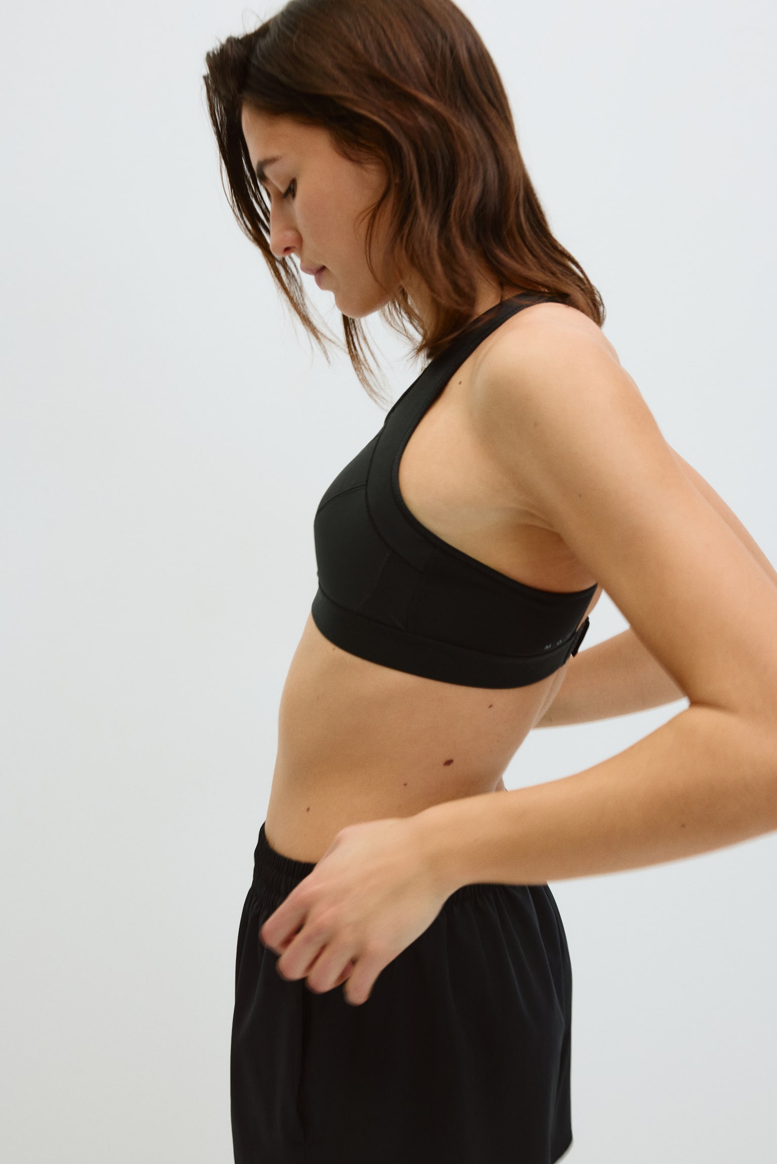 High Support Sports bra with DryMove™ - 5