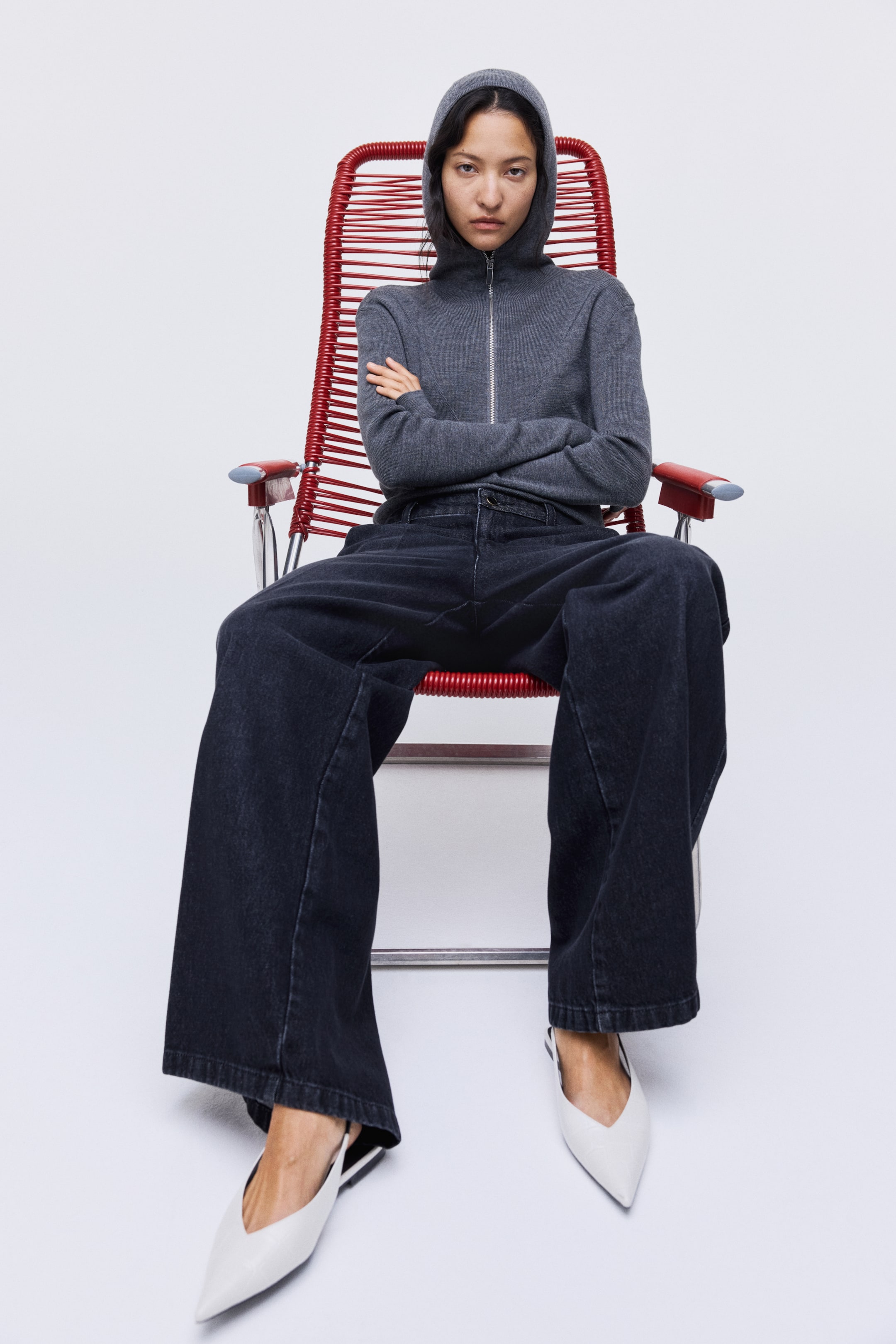 Visa större bild: Super Wide High Jeans - Tvättad svart - DAM | H&M SE 1