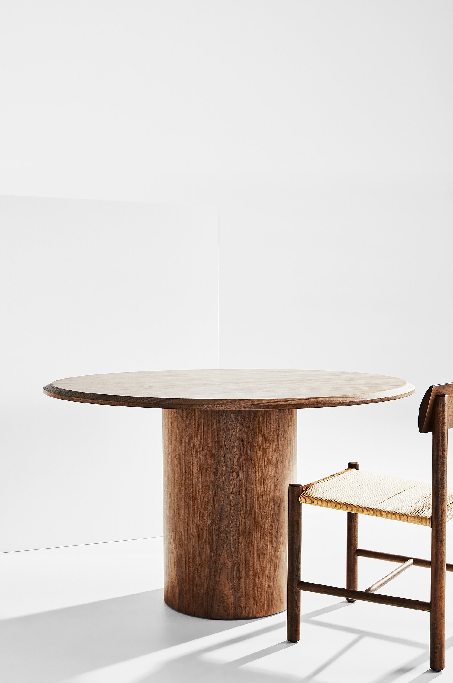 Table À Manger Joon - Plaqué Noyer/Ask