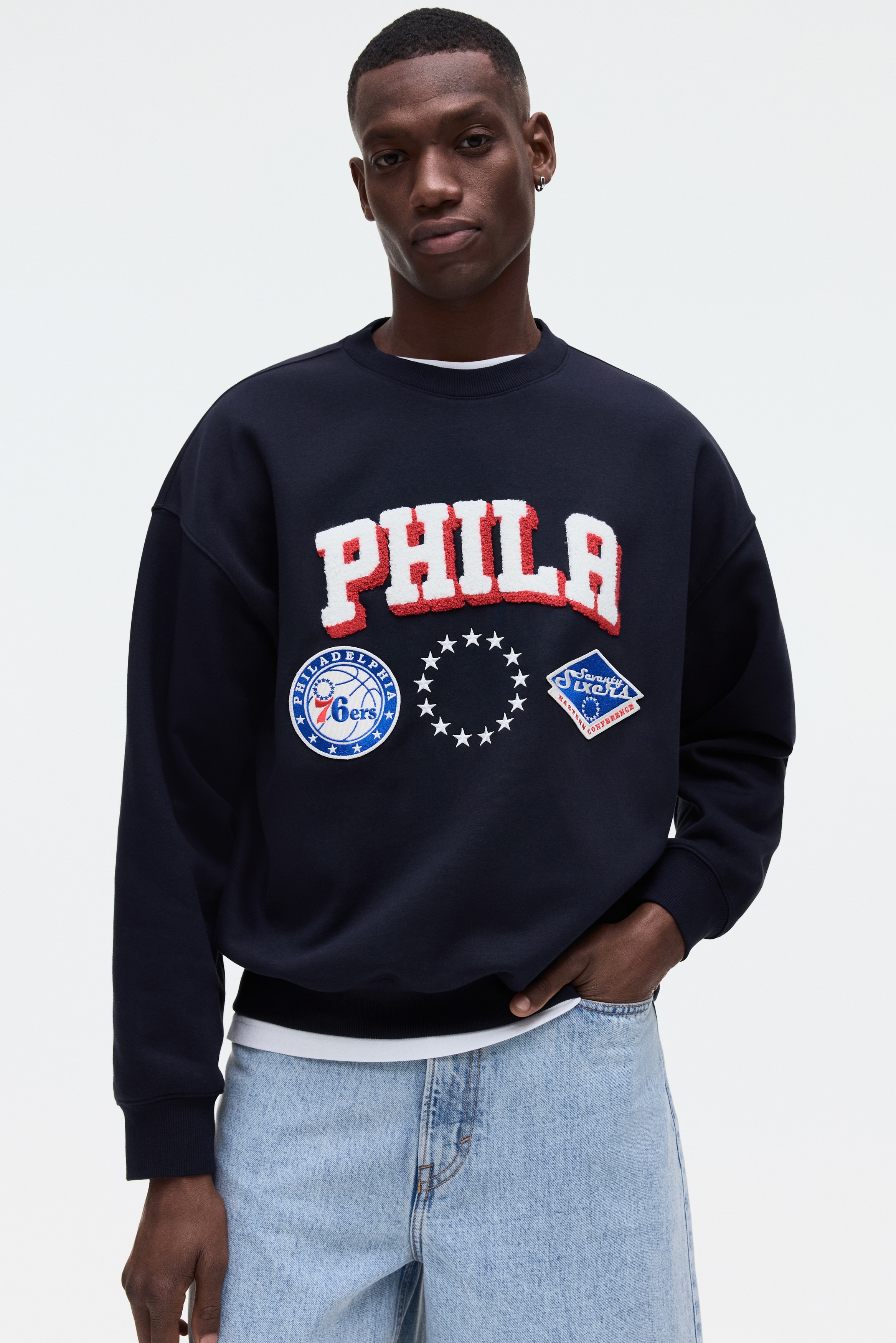 Φούτερ Oversized Fit με στάμπες - Ναυτικό μπλε/NBA/Ανοιχτό γκρι μελανζέ/NBA/Πράσινο/Keith Haring/Μαύρο/NBA/Μαύρο/Cypress Hill