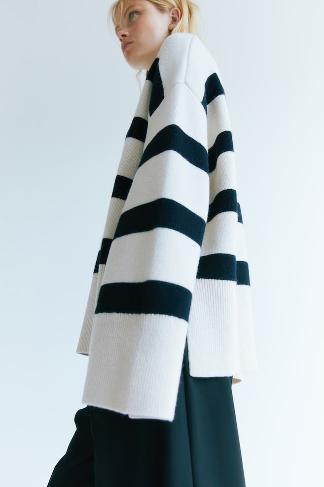 Oversized turtleneck jumper - Natural white/Striped - 6