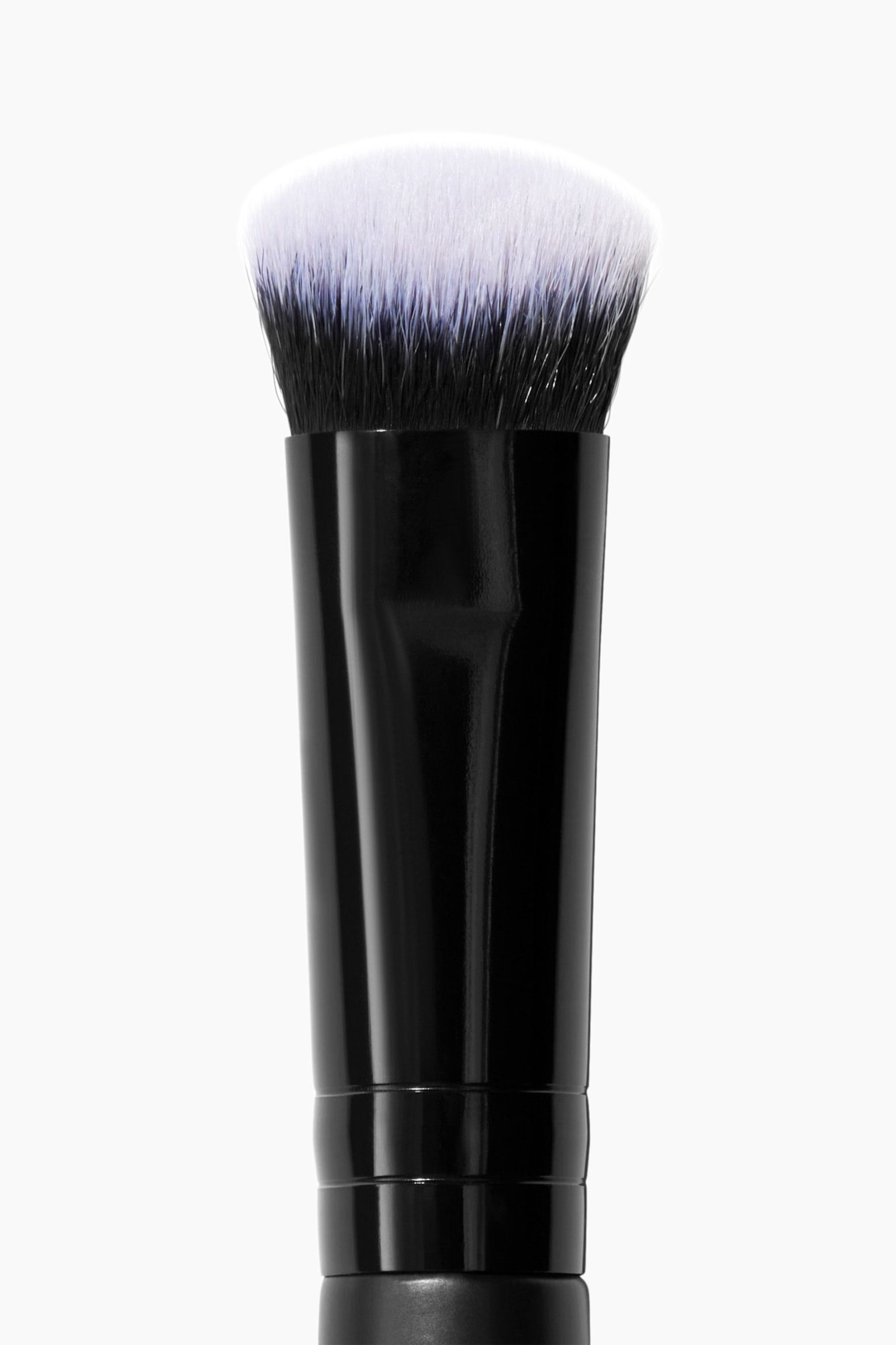 Tap & Blend Concealer Brush - Black - 3
