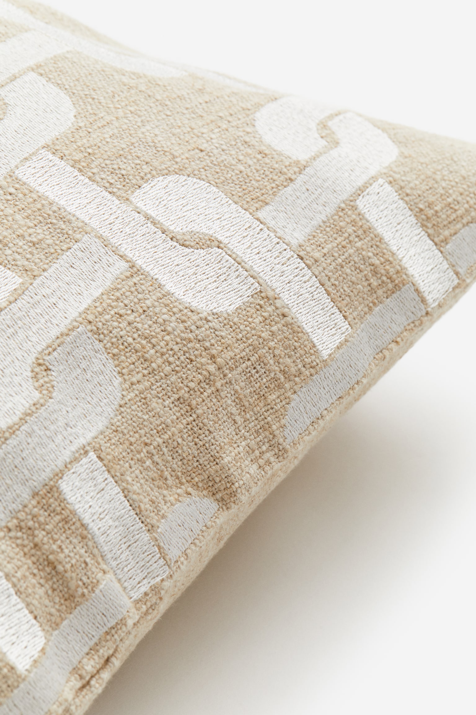 Linen-blend cushion cover - Light beige/Patterned - 3