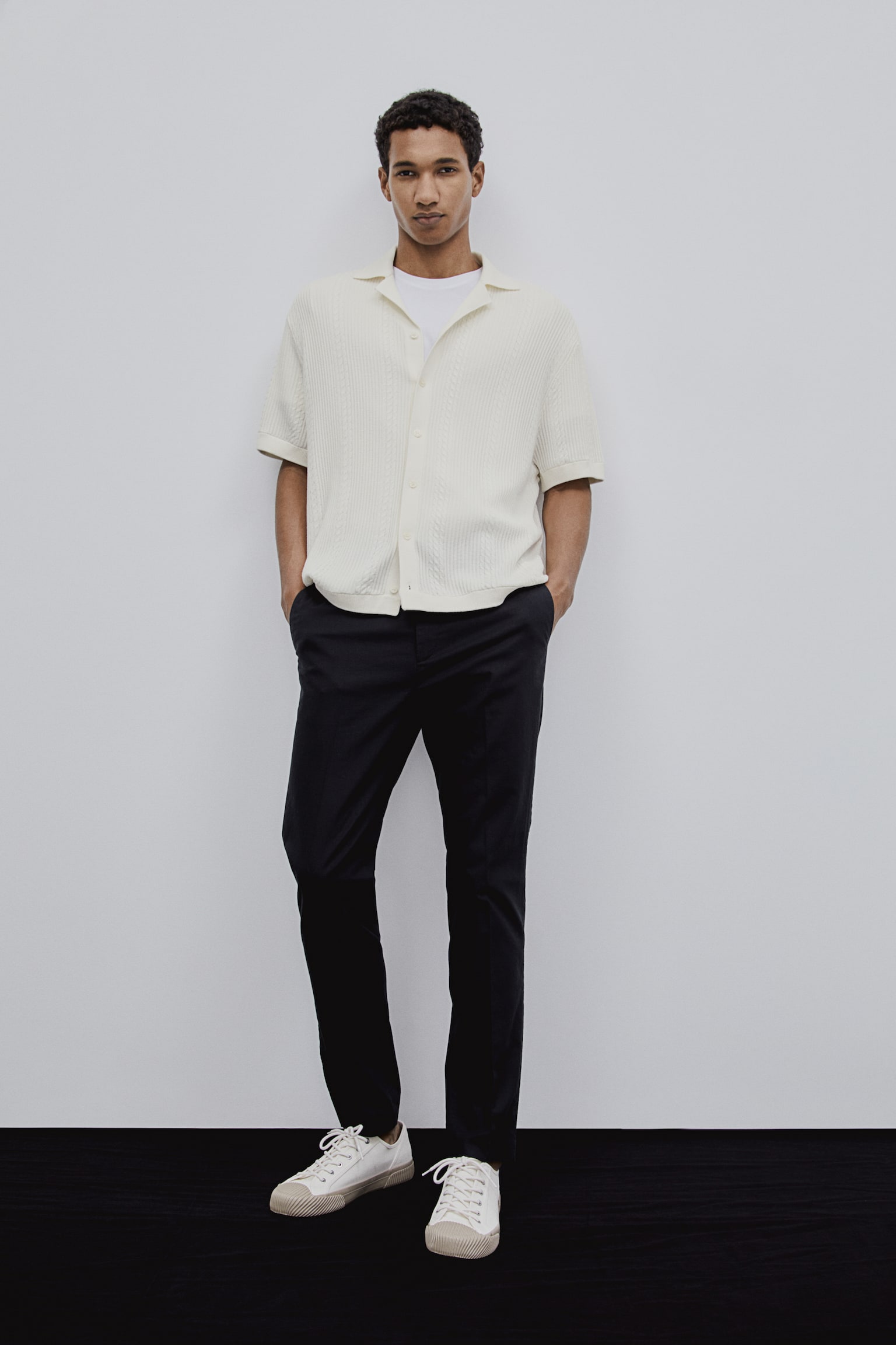 Regular Fit Textured Knit Resort Shirt - White/Black - 5