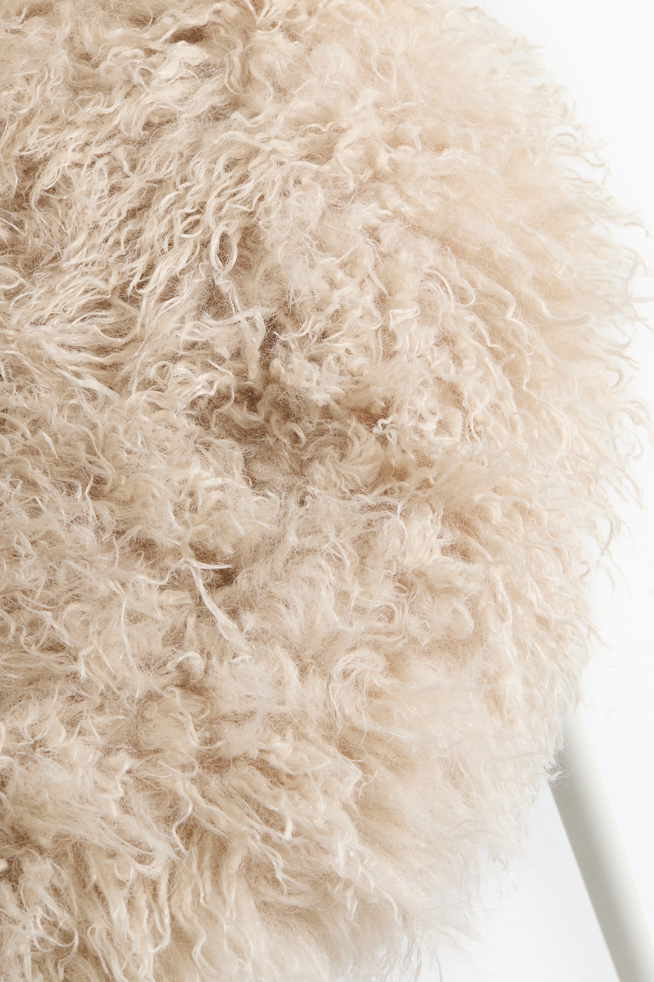 Nagyobb kép megtekintése: Bolyhos ebédlőszék - Világosbézs - HOME | H&M HU 4