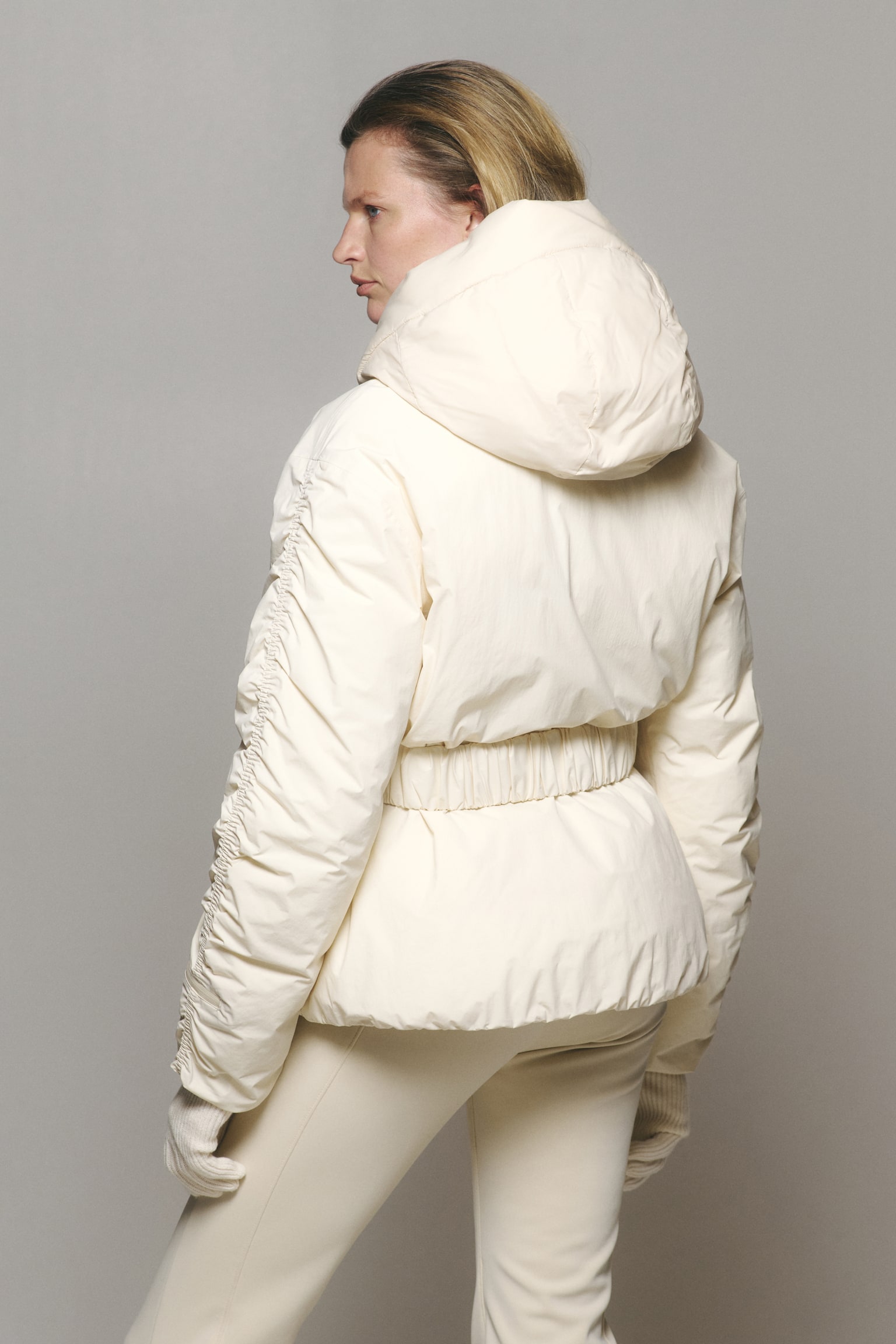 Женская куртка H&M Move Padded Ski with ThermoMove™, цвет: Белый — фото 4