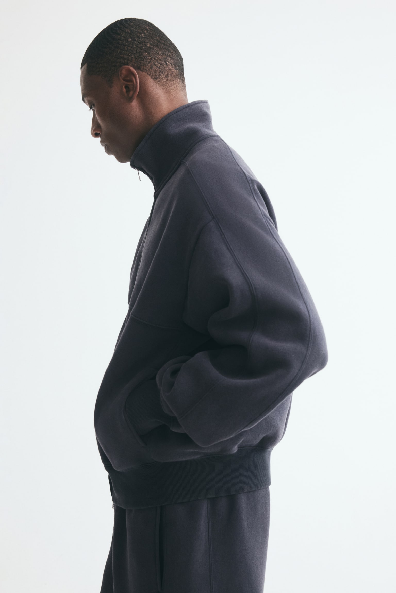 Мужская куртка H&M Oversized Brushed-Inside Track, цвет: Угольный серый — фото 5