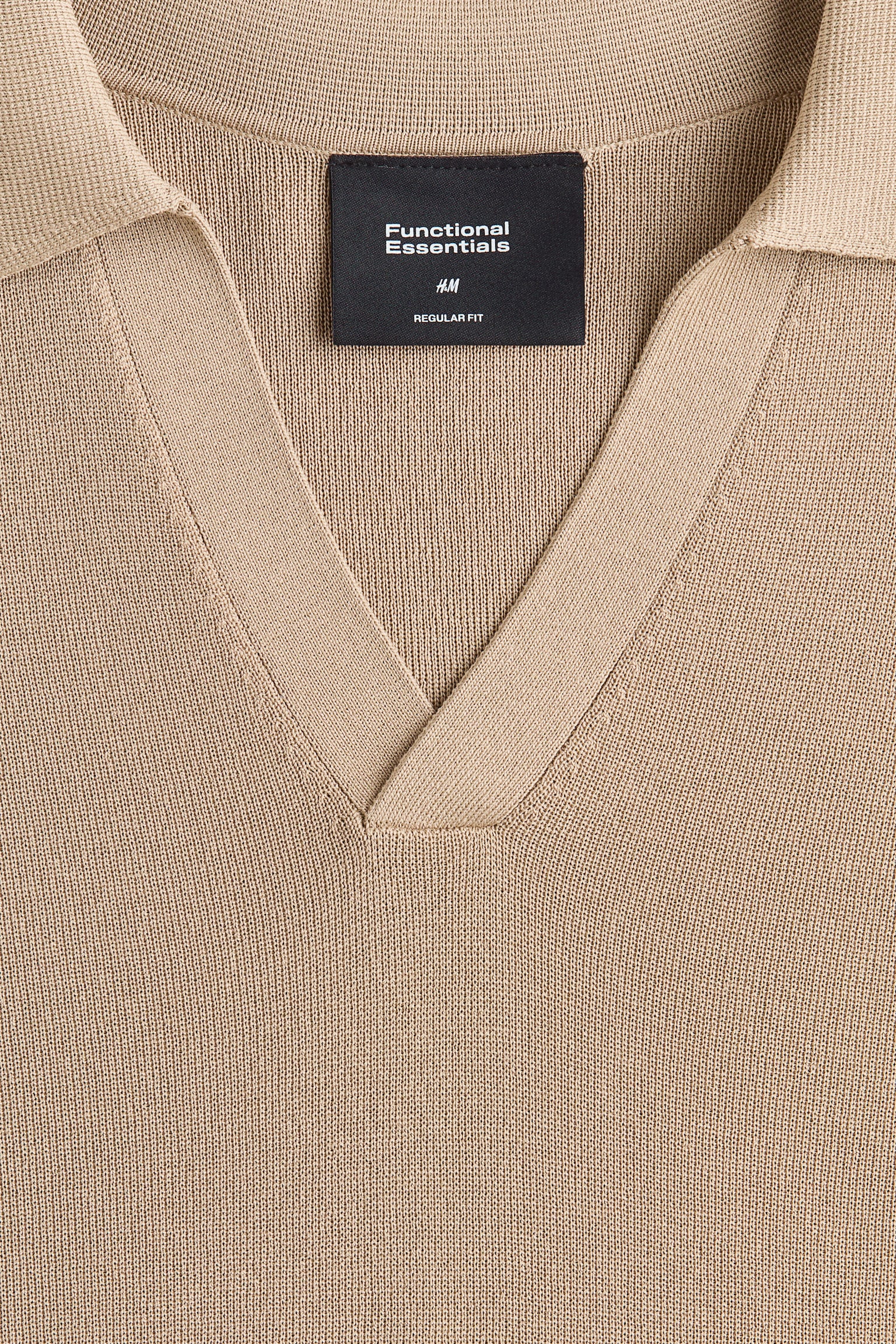 Мужское поло H&M Cooling Regular-Fit Knit Polo Shirt, цвет: Бежевый — фото 10