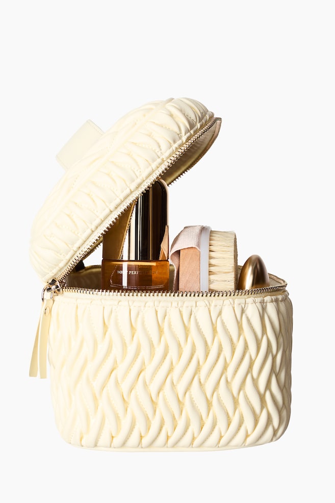 Quilted Boxy Makeup Bag - Yellow/Light beige/Blue/Black - 4