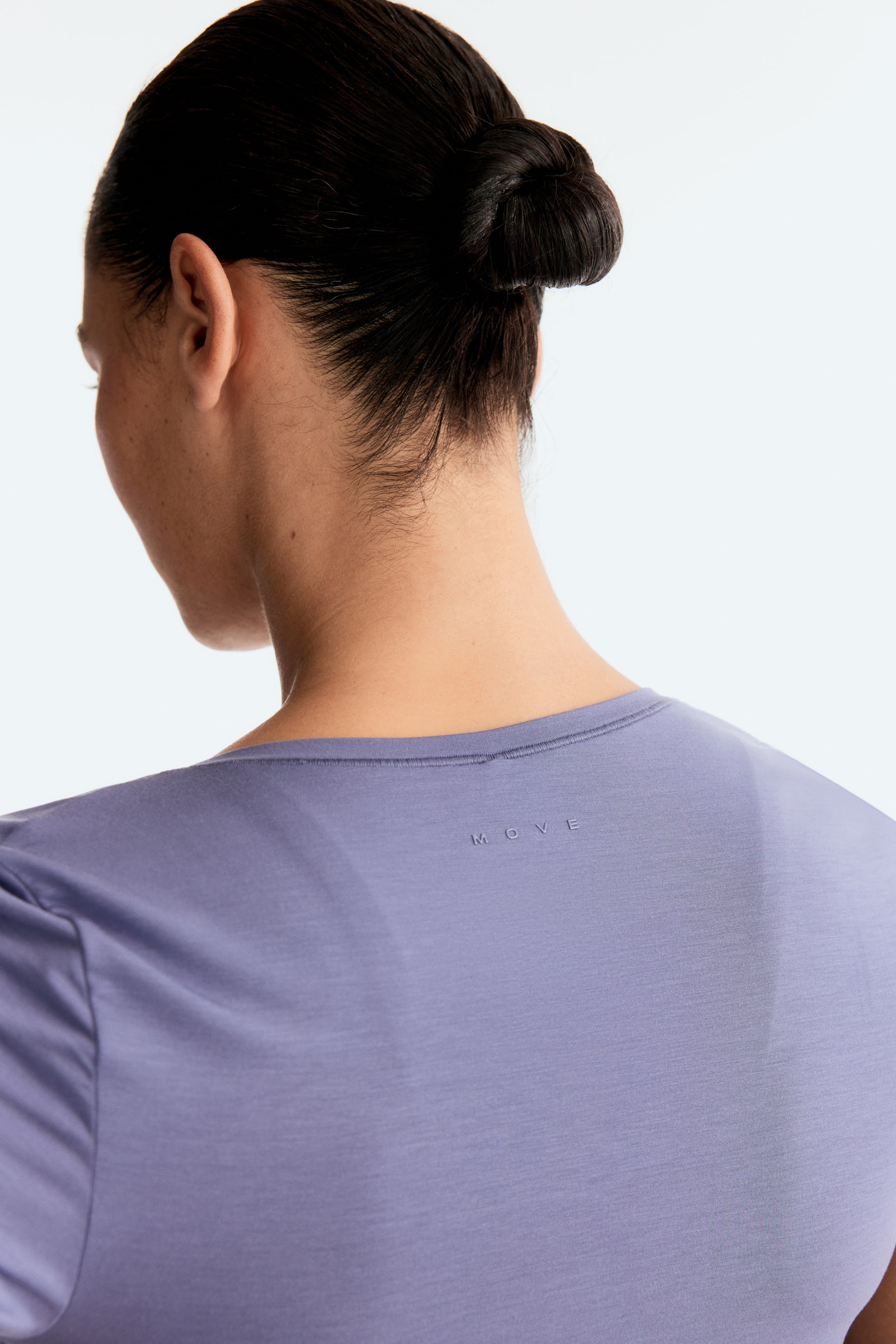 Haut de sport cache-cœur en modal