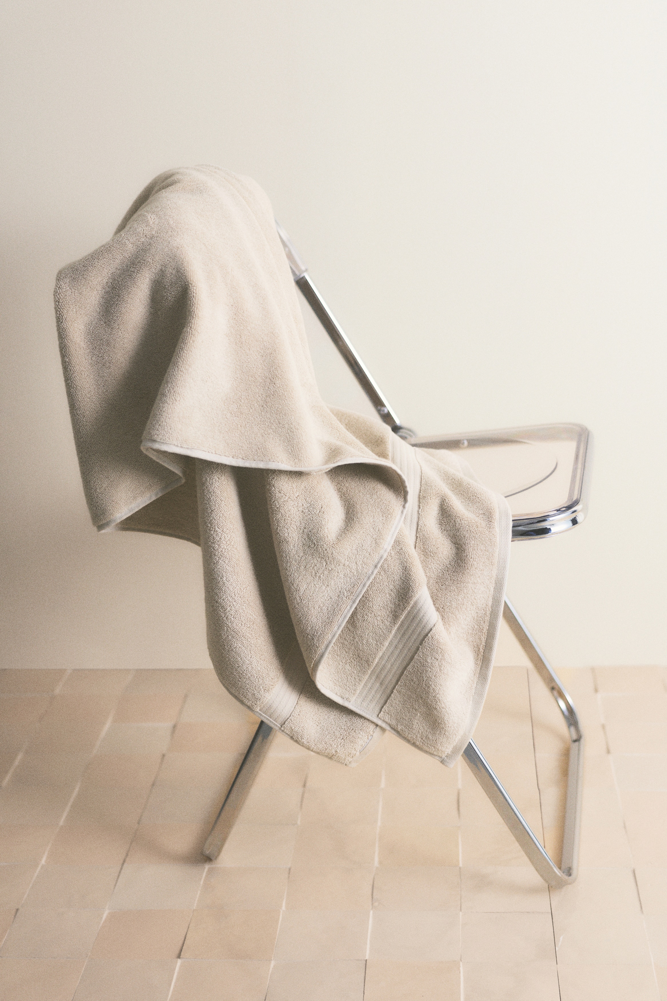 Cotton terry bath sheet - Light beige/White