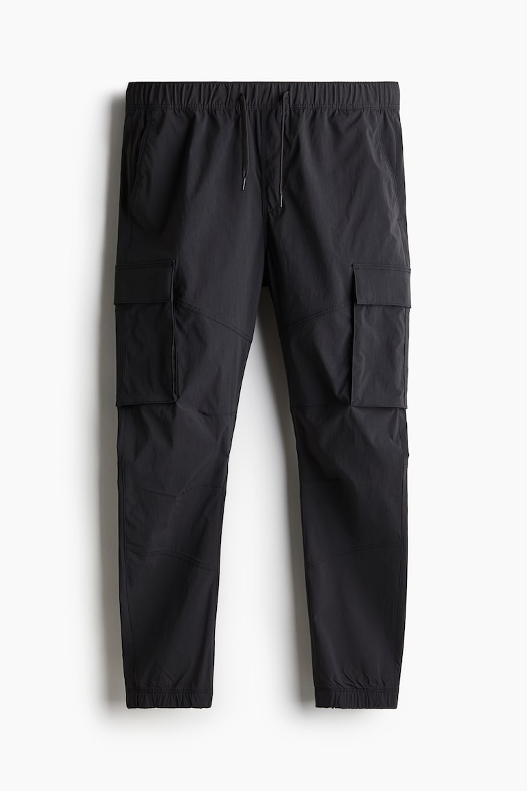 Slim Fit Nylon cargo joggers - Dark grey - Men | H&M IN
