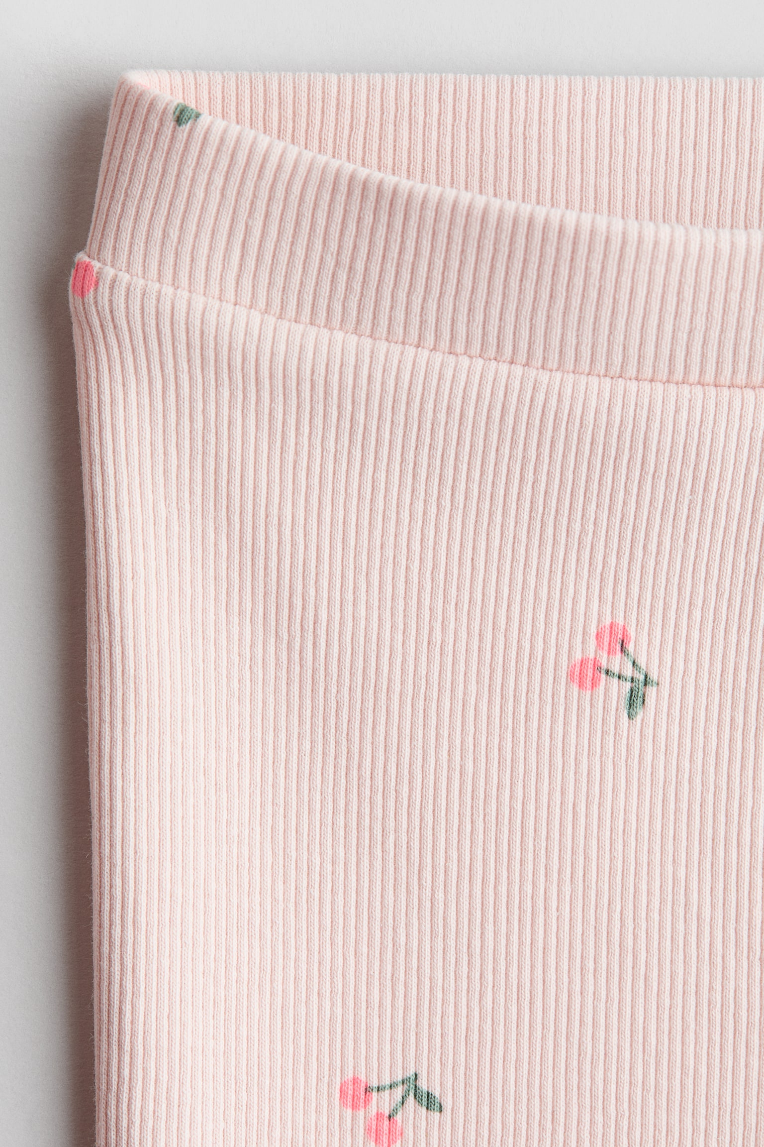 Utsvingt leggings - Lys rosa/Kirsebær/Lys blå/Blomstret/Hvit/Rosa blomstret/Sort/Lys rosa/Enhjørninger/Lys tåkelilla/Kirsebær/Hvit/Blomstret - 2