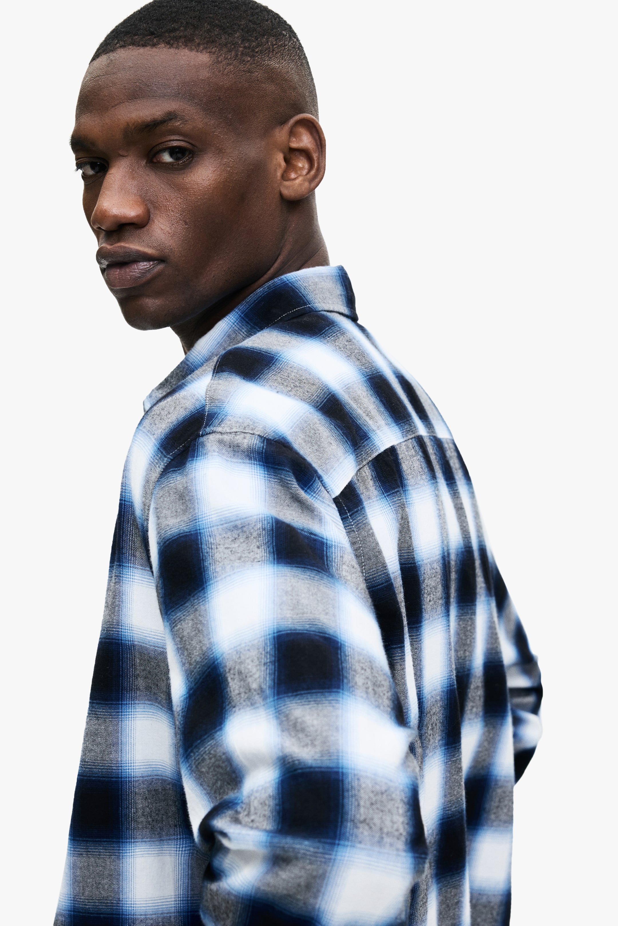 View larger image: Loose Fit Flannel shirt - Navy blue/Checked - Men | H&M IN 3
