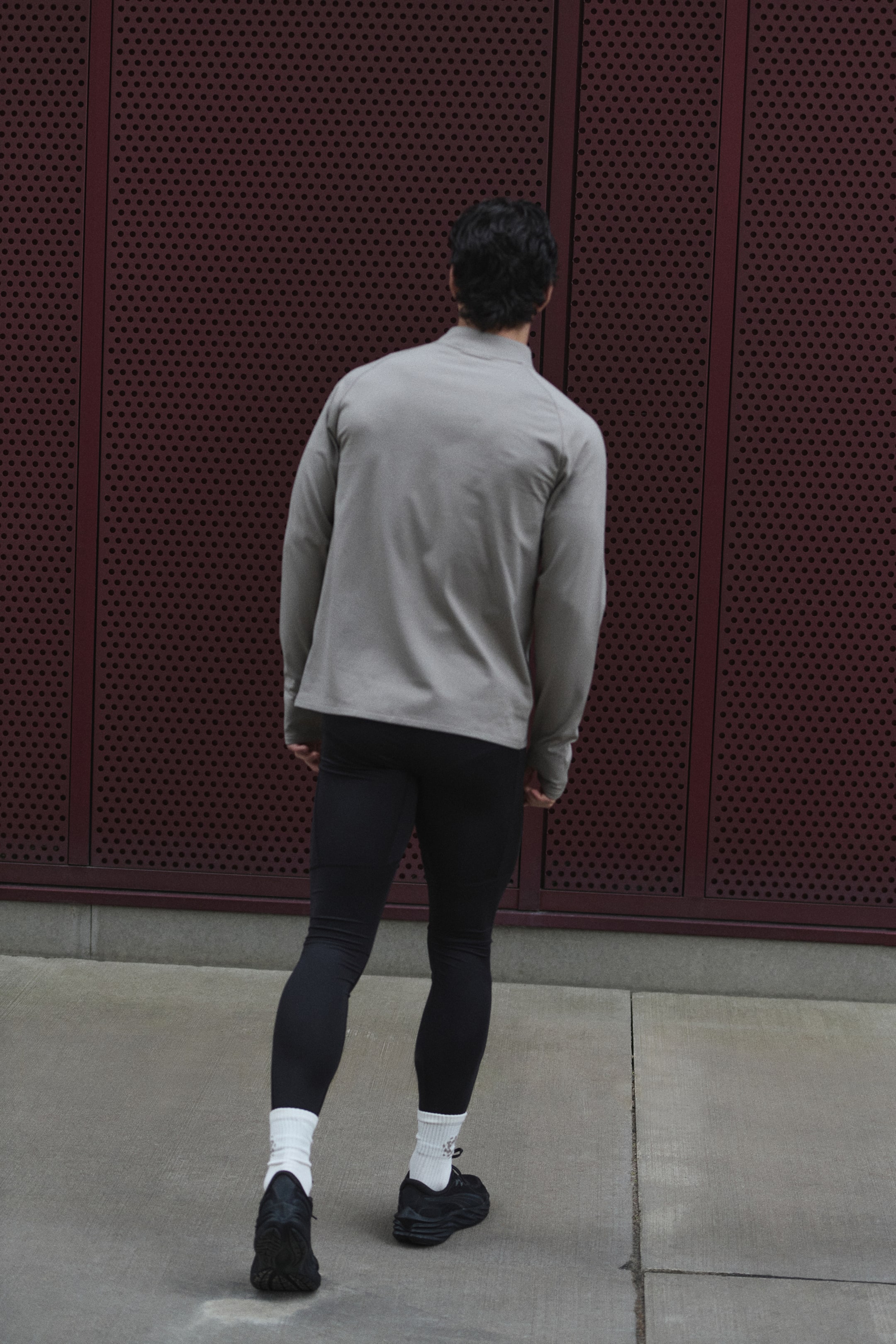 View larger image: Pocket-detail running tights with DryMove™ - Black - Men | H&M IN 4