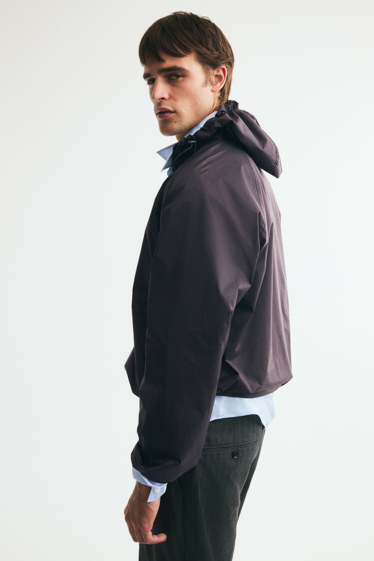 Мужская куртка H&M Nylon Windbreaker, цвет: Тёмный коричневый — фото 6