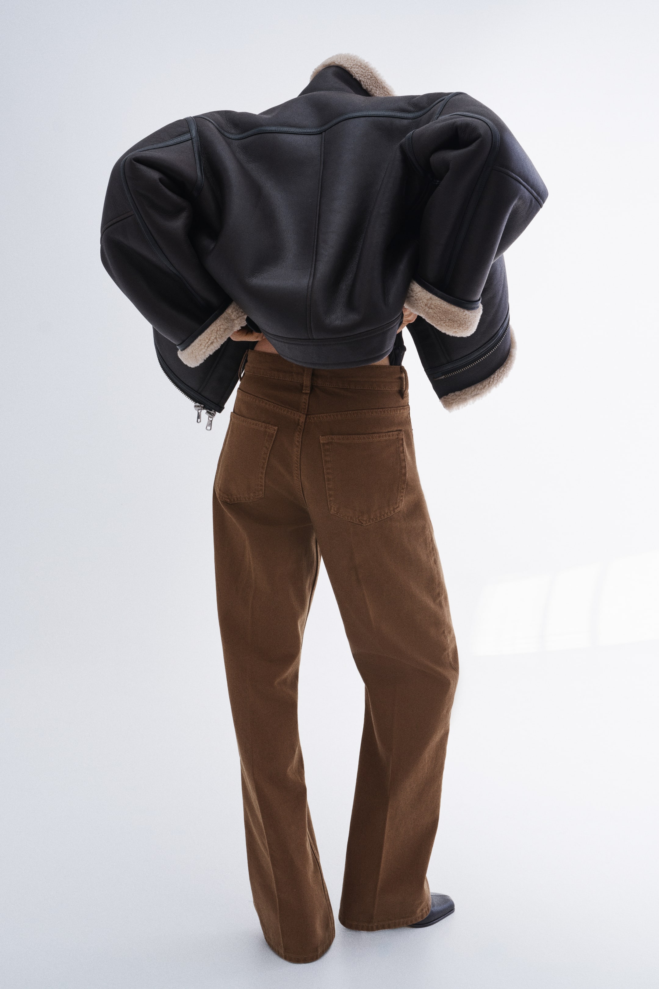 Wide-Leg Creased Jeans
