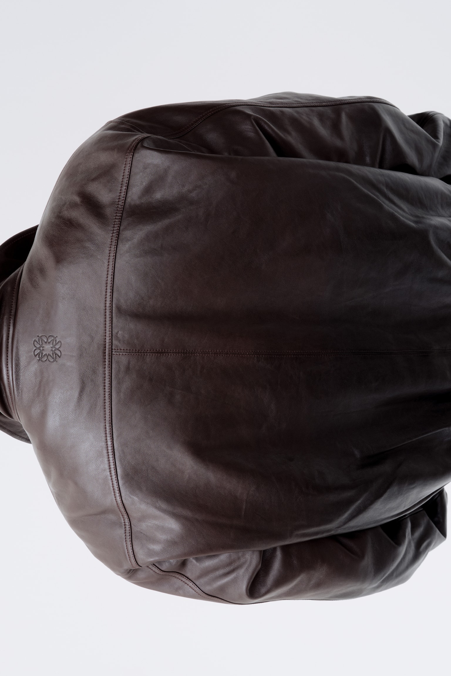 Женская куртка H&M Funnel-Collar Leather, цвет: Чёрный / Коричневый — фото 3