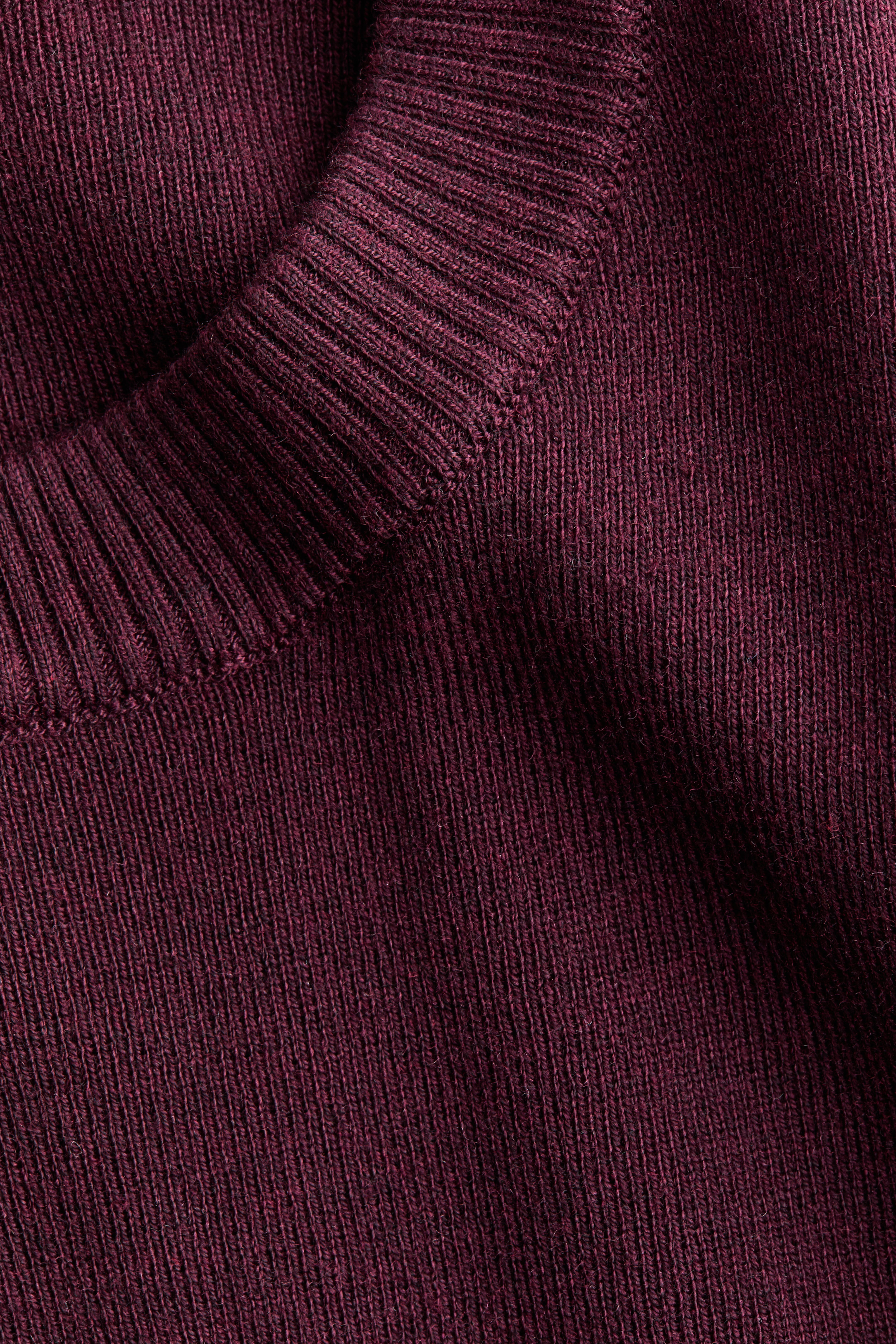 Oversized Fine-Knit Sweater
