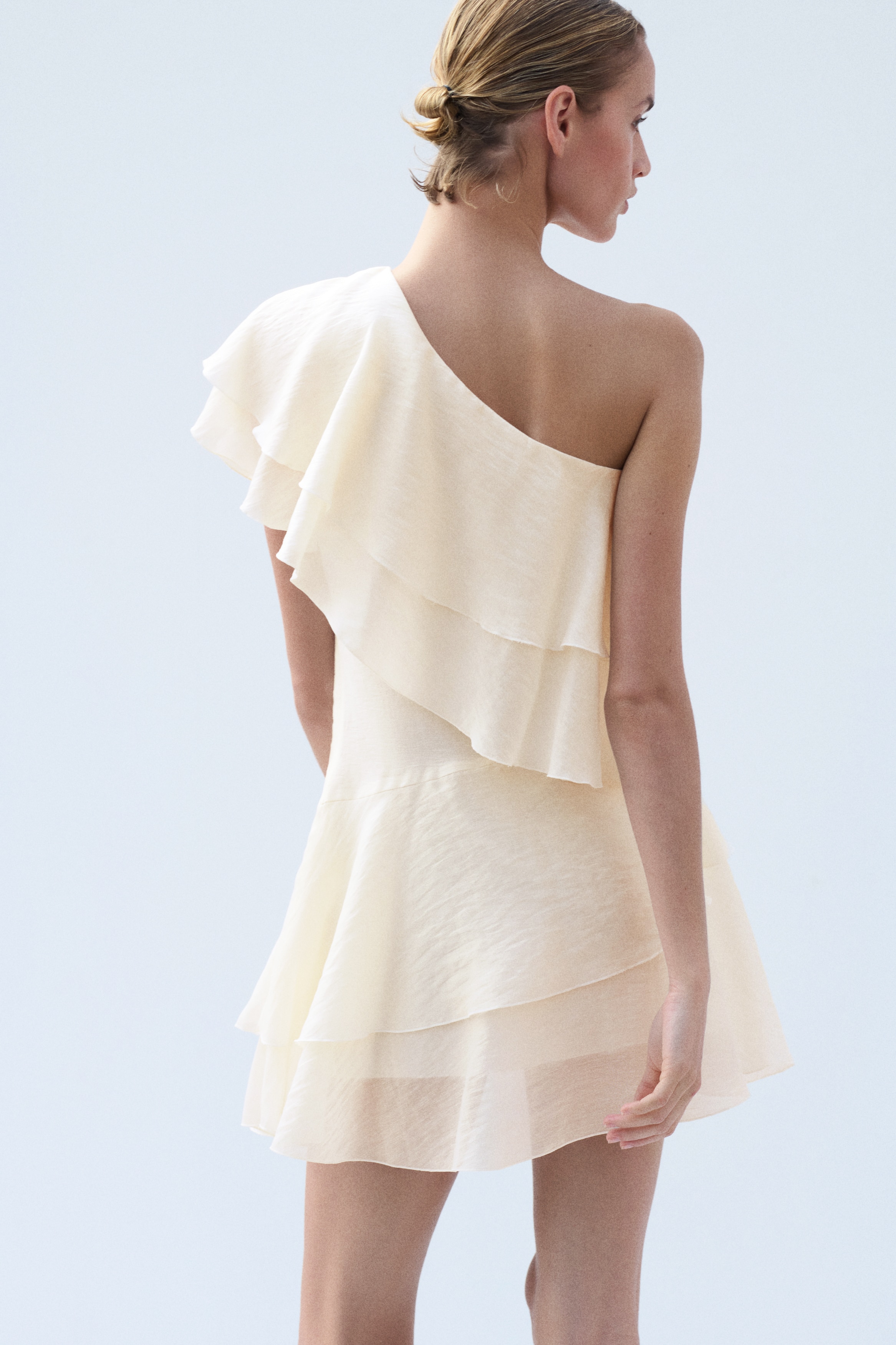 Party & Going Out Dresses | Sequin, Satin & More | H&M US