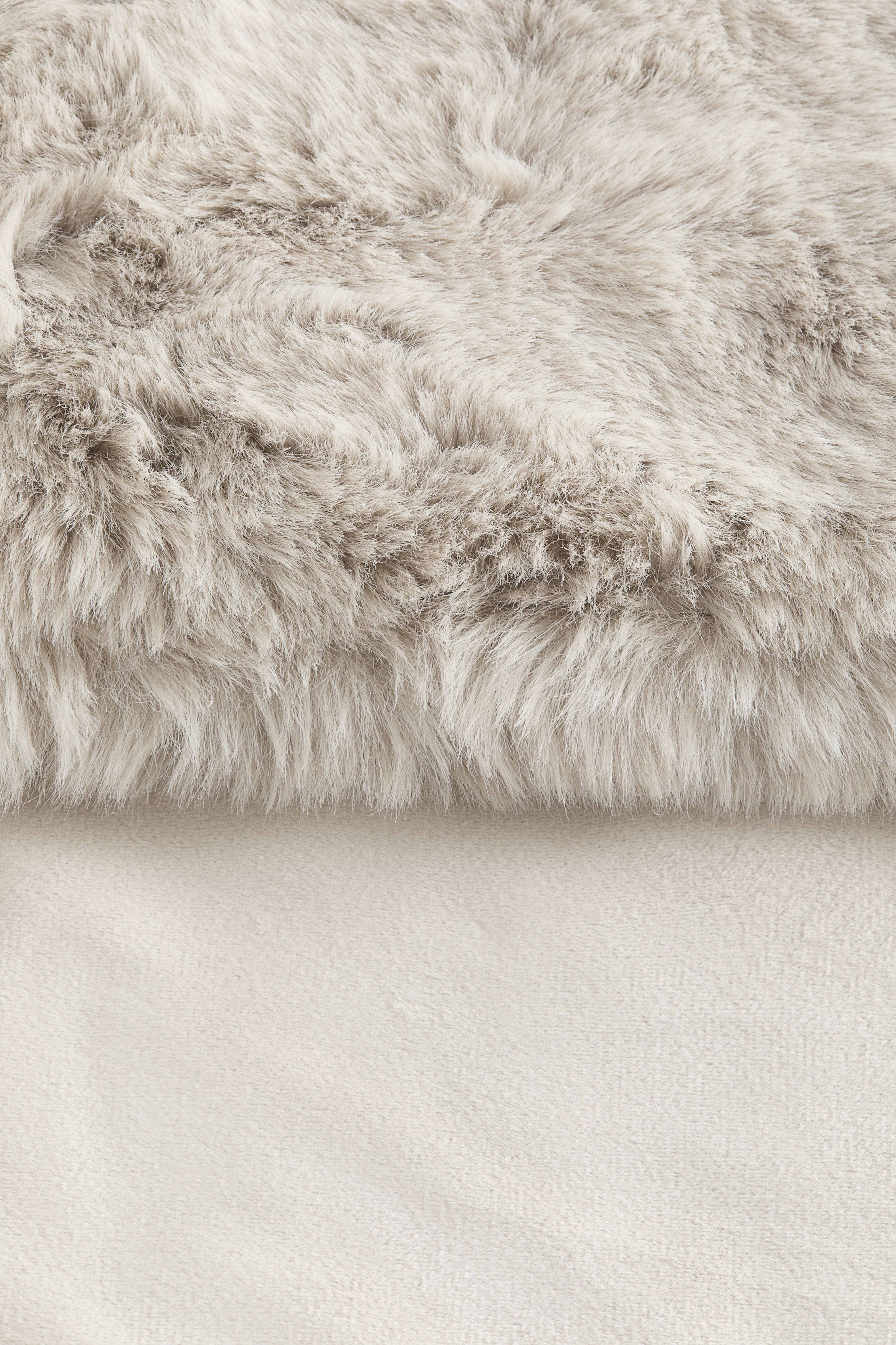 Fluffy Throw