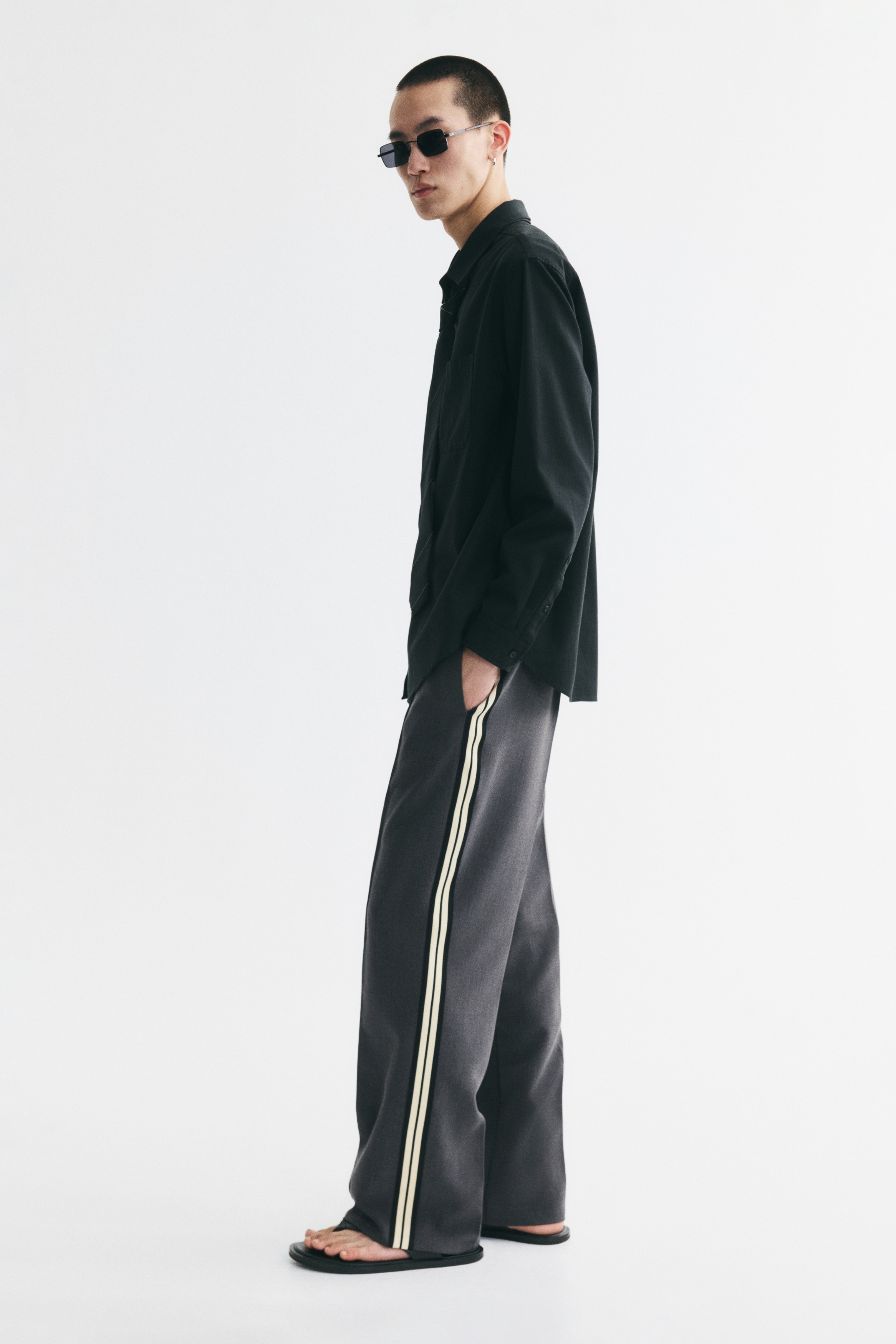 Pantalón Relaxed Fit - Gris oscuro jaspeado/Rayas/Marrón claro/Rayas