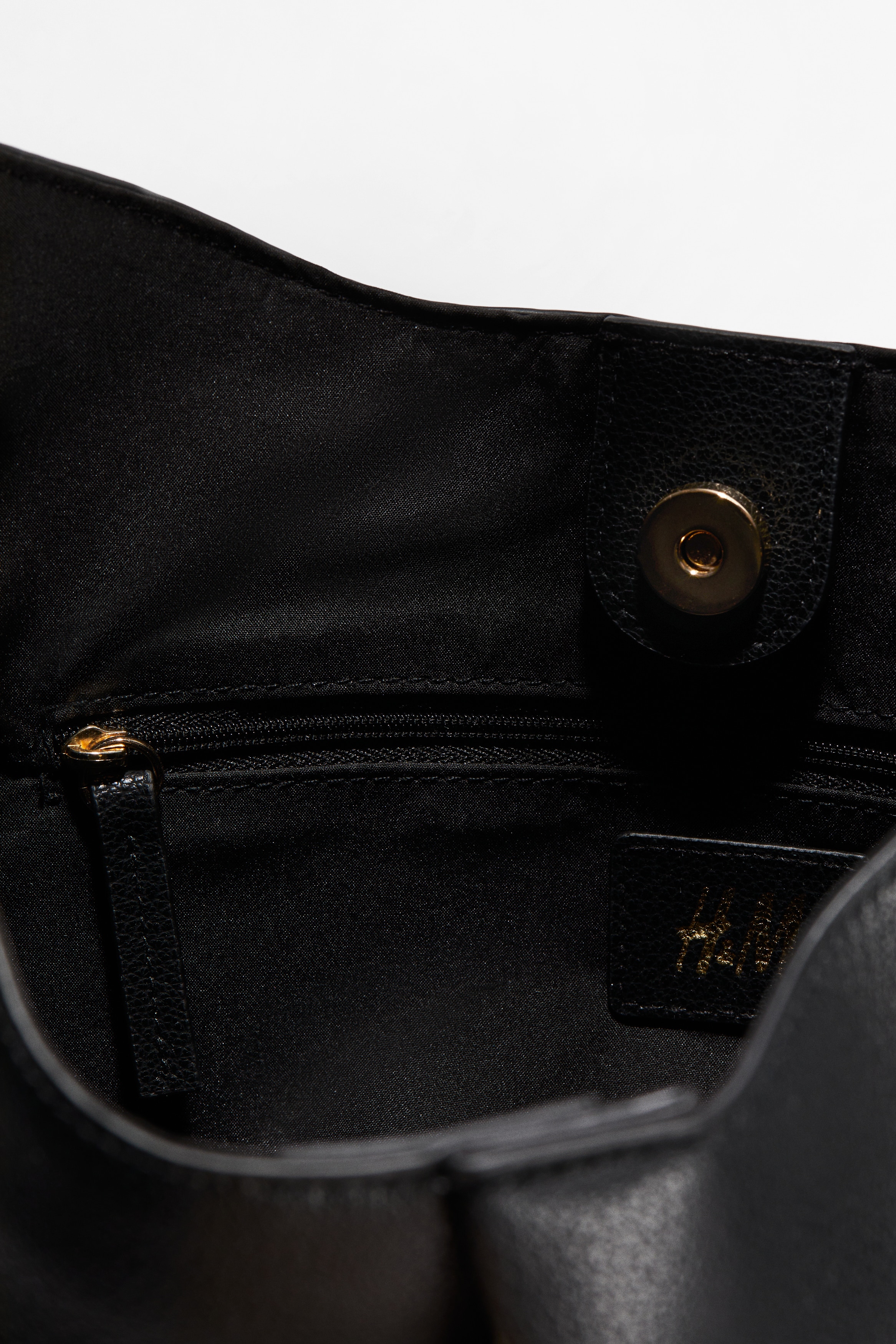 Slouchy shoulder bag