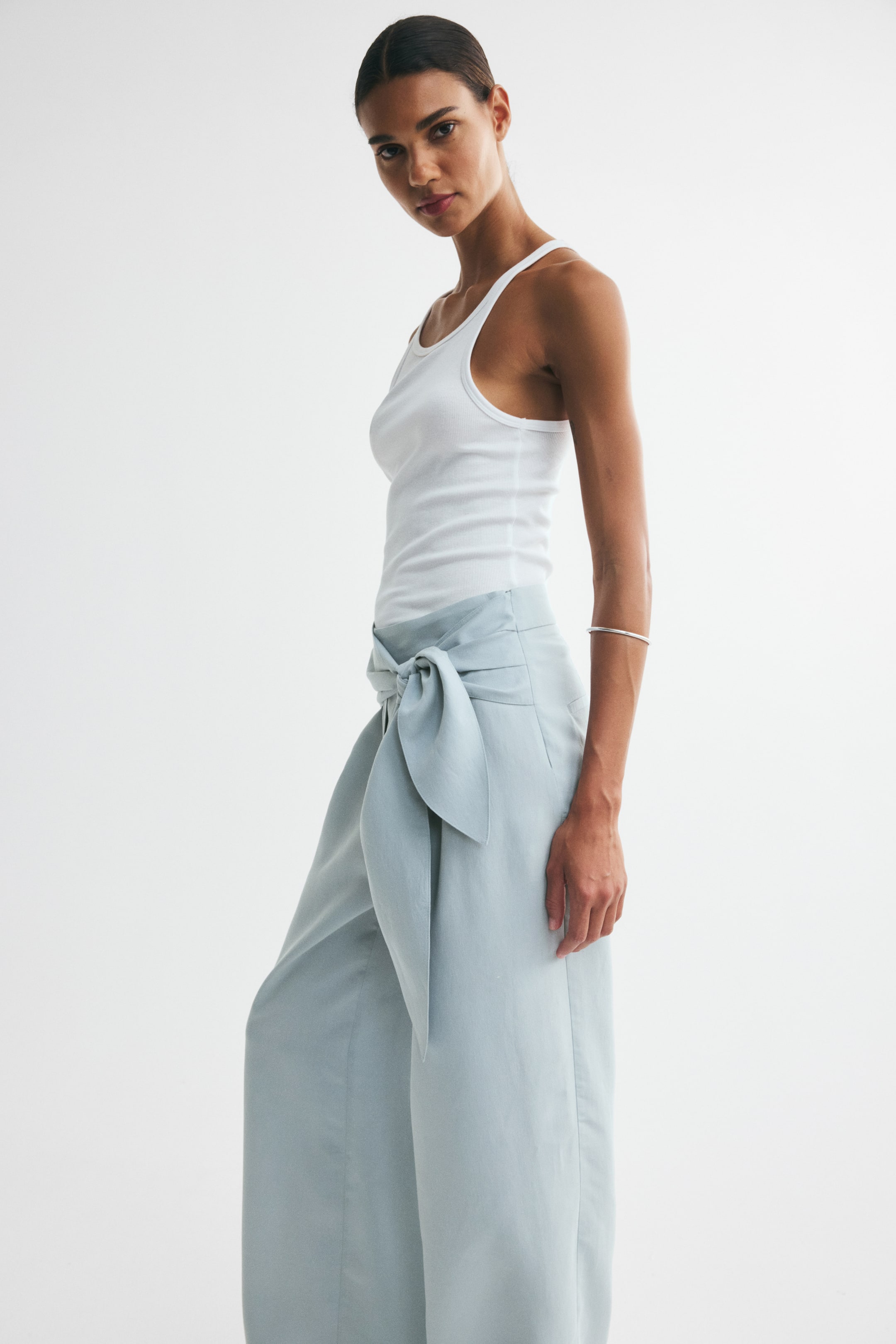 Женские брюки H&M Wide-Leg Tie-Detail Pants — фото 3