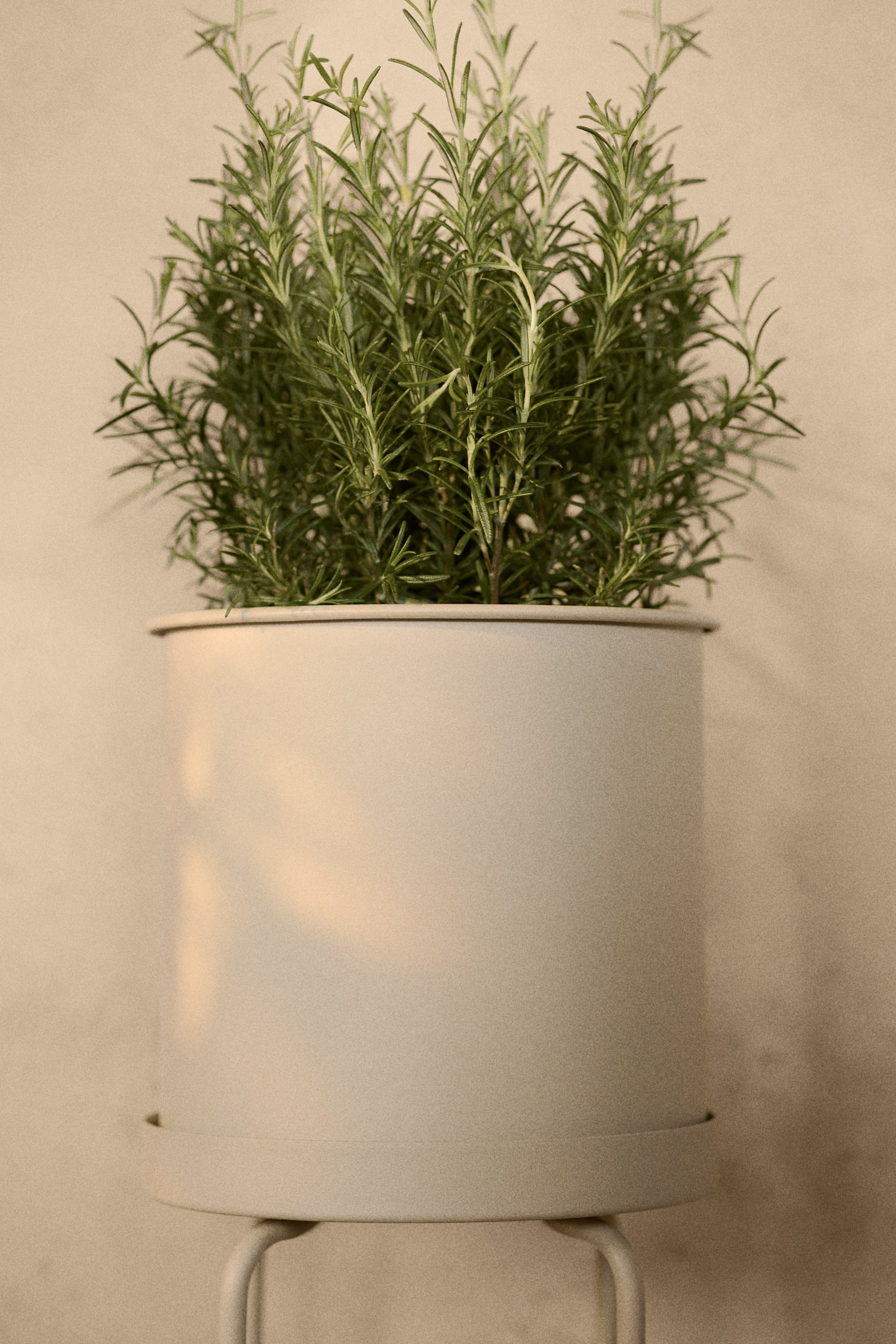 Metal plant pot on a stand - Light beige/Olive green/Black - 2