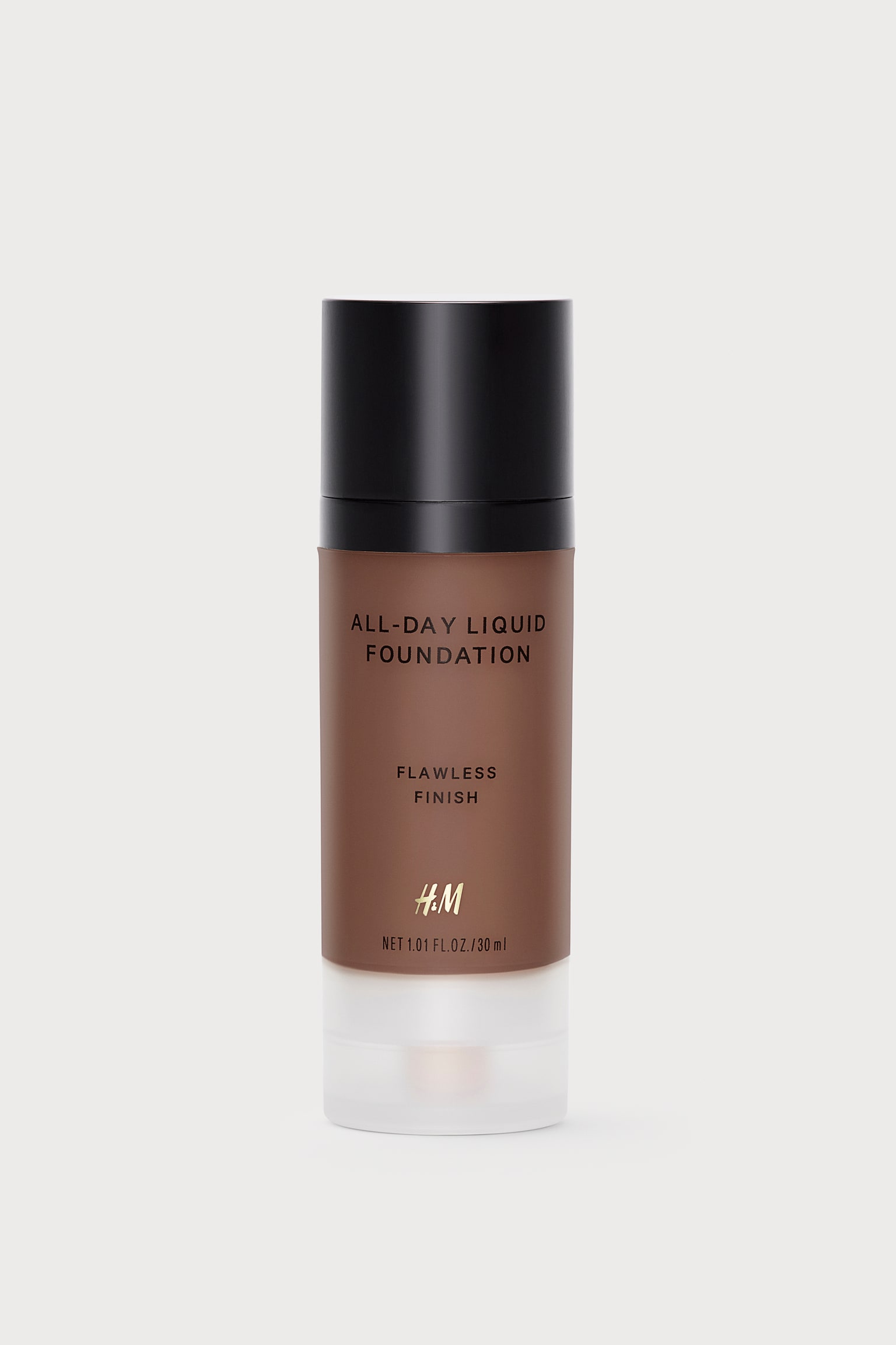 All-day Liquid Foundation - Hazelwood/Soft Sand/Almond beige/Alabaster/Porcelain/Ivory/Honey/Olive/Hazelnut/Chestnut/Carob/Dark Chocolate/Light Porcelain/Warm beige/Light Sand/Sweet Cacao/Amber/Hickory Nut/Fudge/Cappuccino/Honeycomb - 1