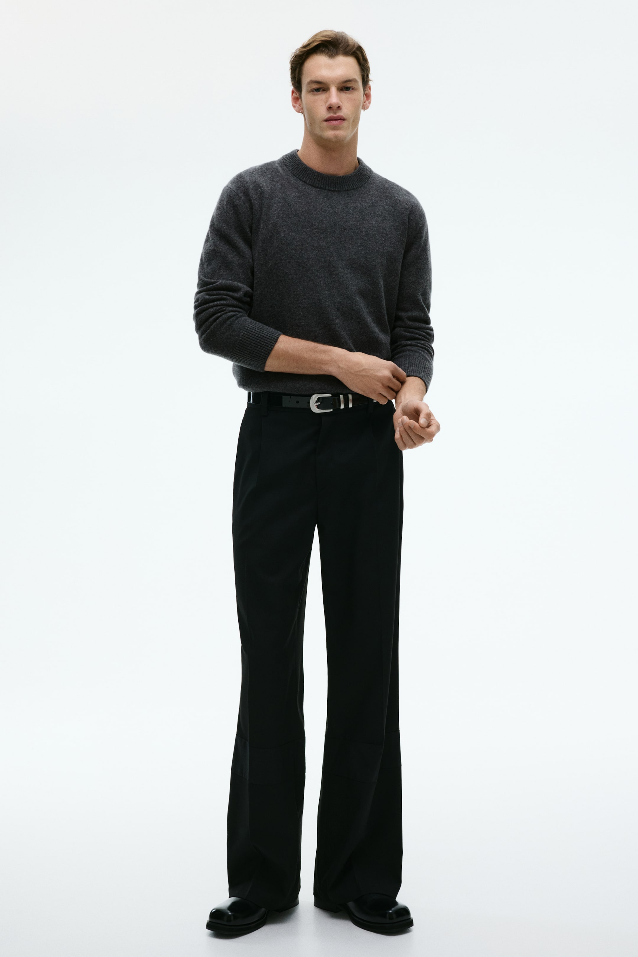 Agrandir l'image: Pull Regular Fit en cachemire - Gris foncé - HOMME | H&M FR 1