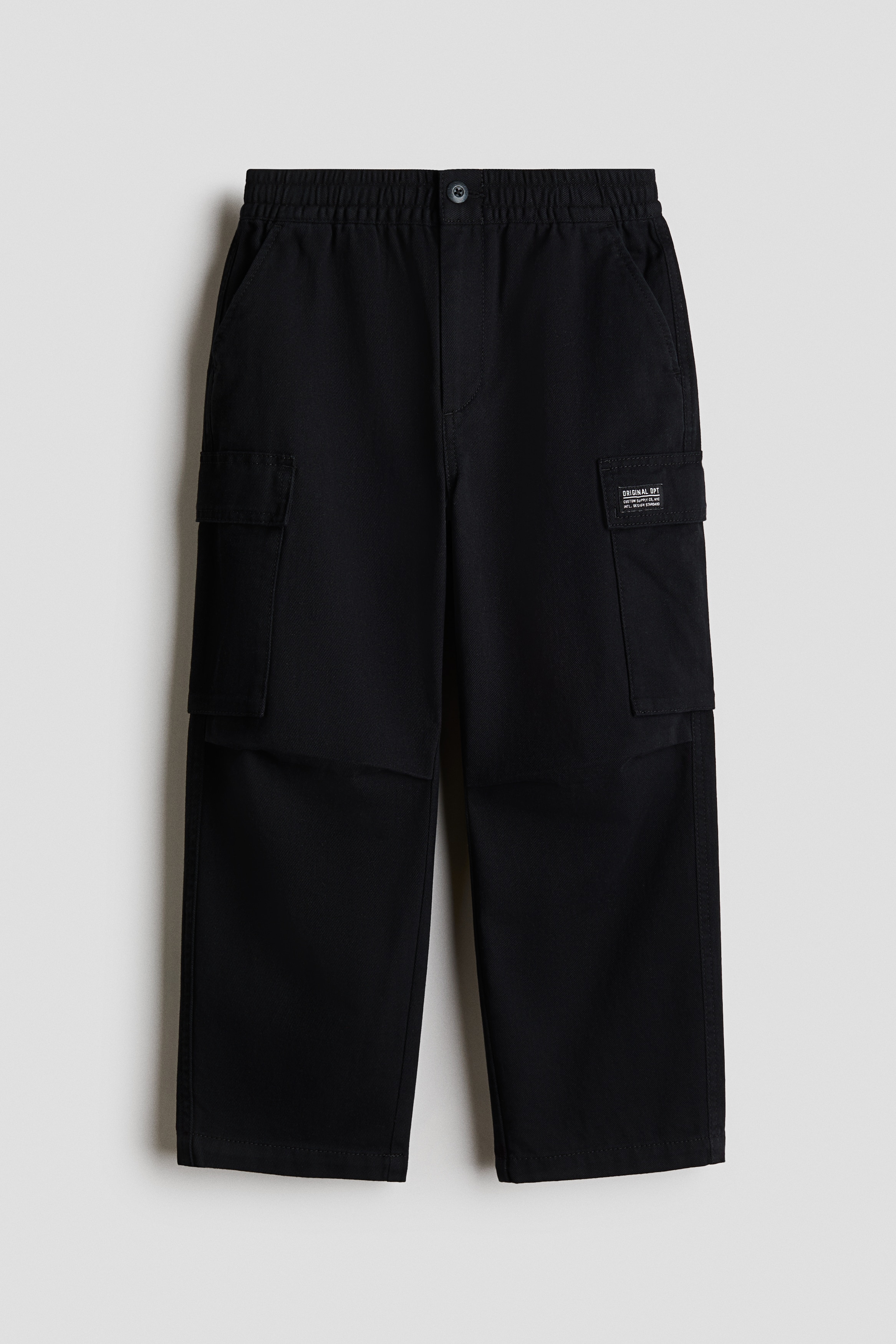Cotton cargo trousersModel