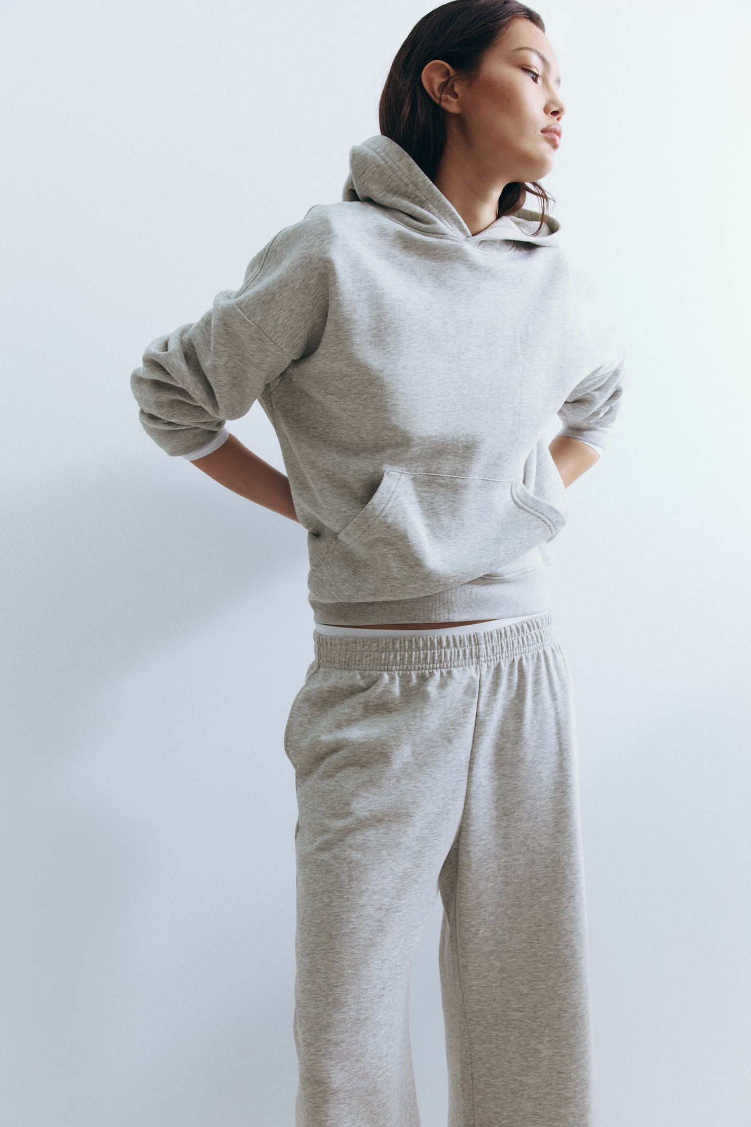 Женские брюки H&M Sweatpants, цвет: Светлый серый меланжевый — фото 3