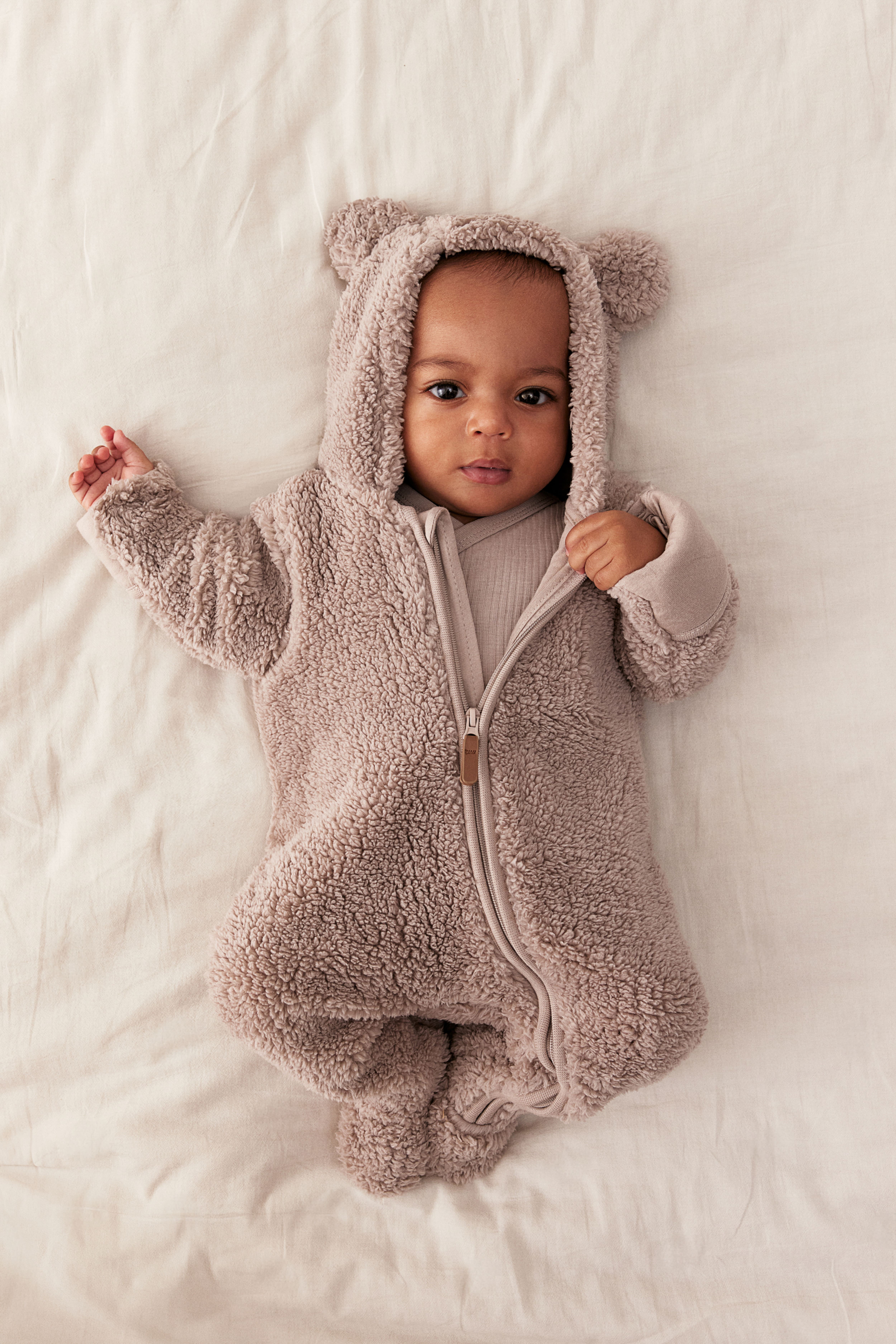 H&m newborn baby girl best sale