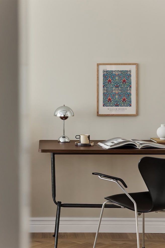 Snakeshead By William Morris Poster - Beige/violet/rouge - 2