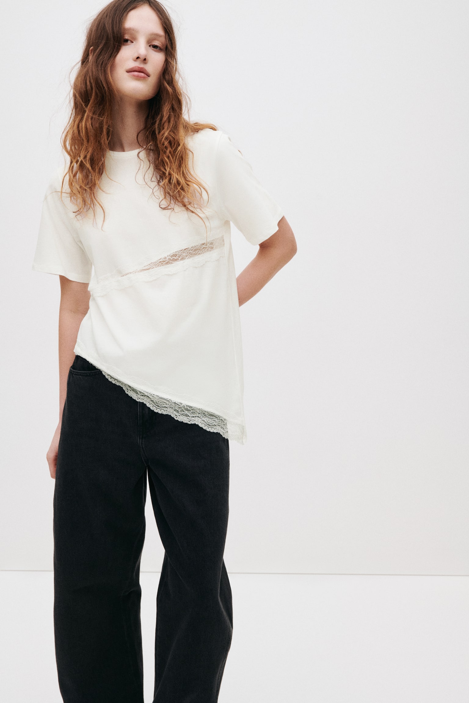Lace-trimmed T-shirt - White/Black - 1