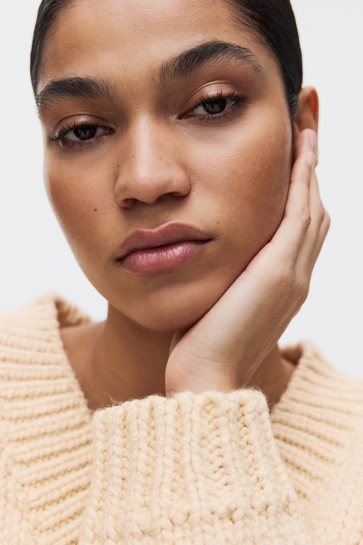 Chandail à encolure en V - Jaune beurre - 5