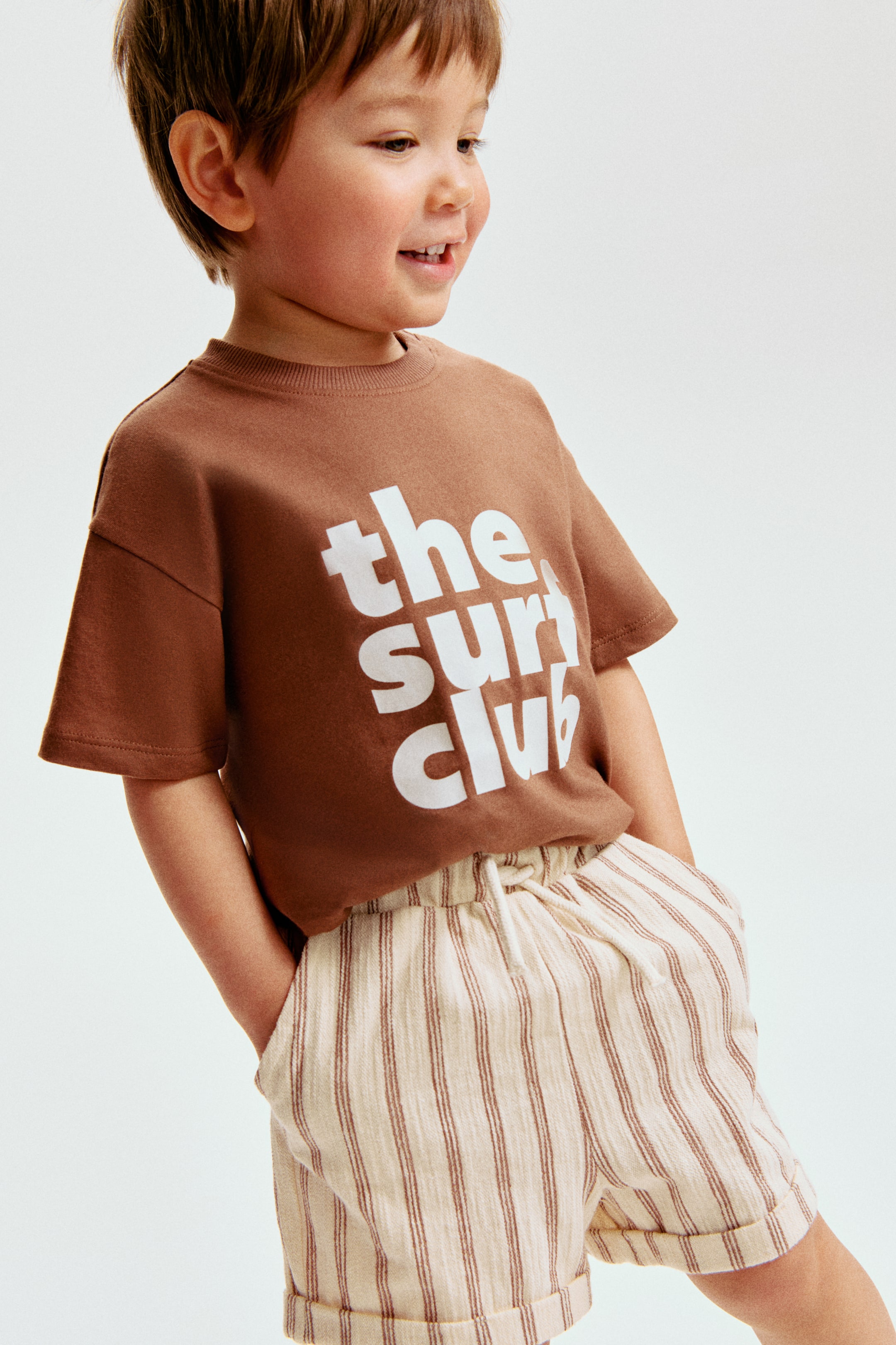 View larger image: Cotton jersey shorts - Light beige/Hearts - Kids | H&M SG 1