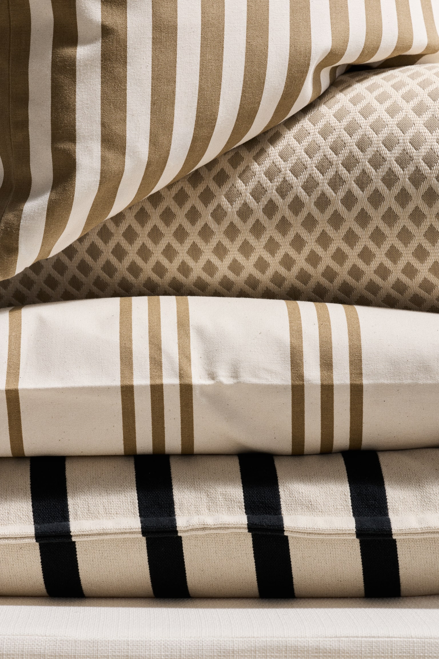 Outdoor cushion cover - Cream/Dark beige striped/White/Yellow striped/Blue/Striped/White/Yellow striped/Dark beige/Striped/Beige/Striped/Dark green/Striped/Dark green/Striped/Dark grey/Striped/Yellow/Striped/Blue/Striped - 1