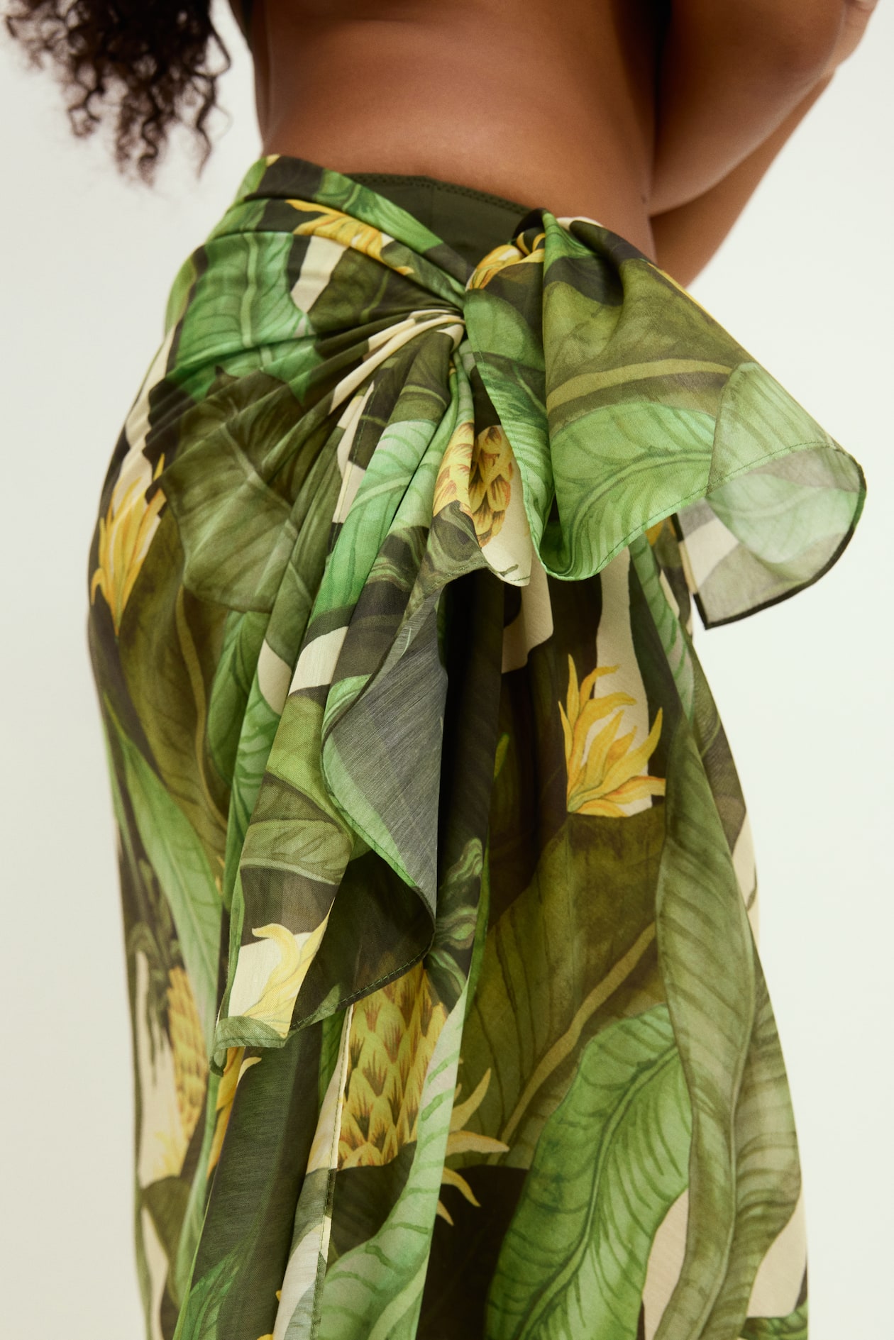 Sarong - image 4