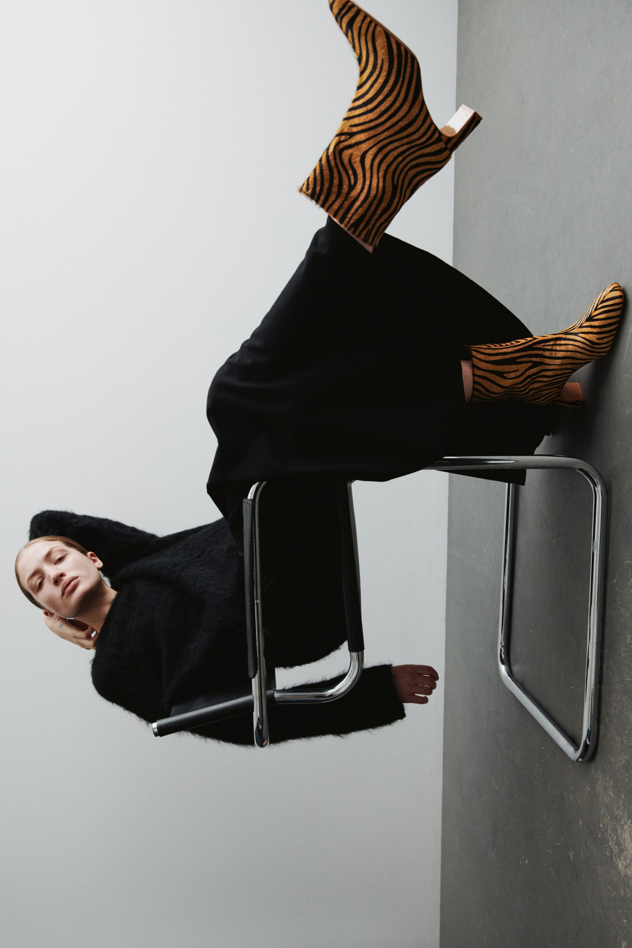 拡大画像を表示: Leather ankle boots - ベージュ／ゼブラプリント - レディース | H&M JP 1