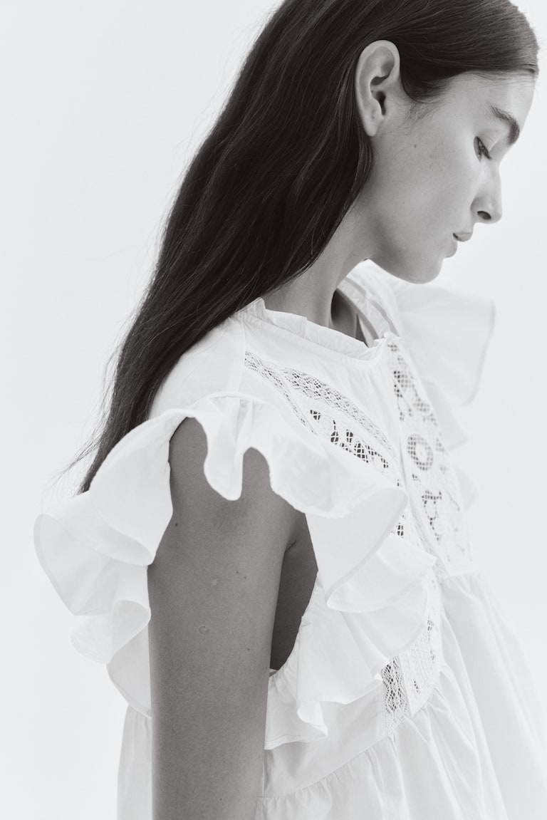 Embroidered cotton blouse - White - Ladies | H&M GB