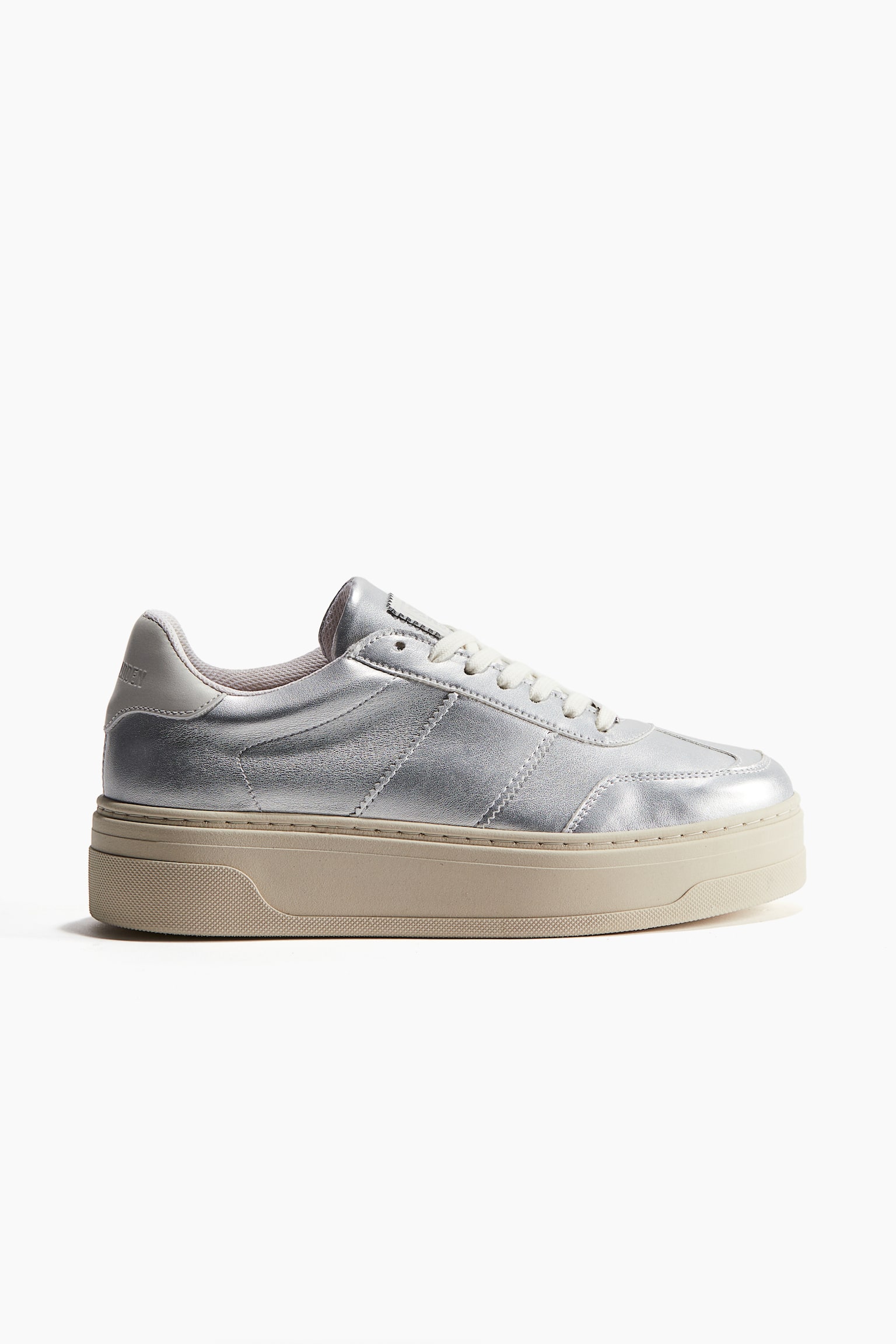 Moxy Sneaker - Silver - 1