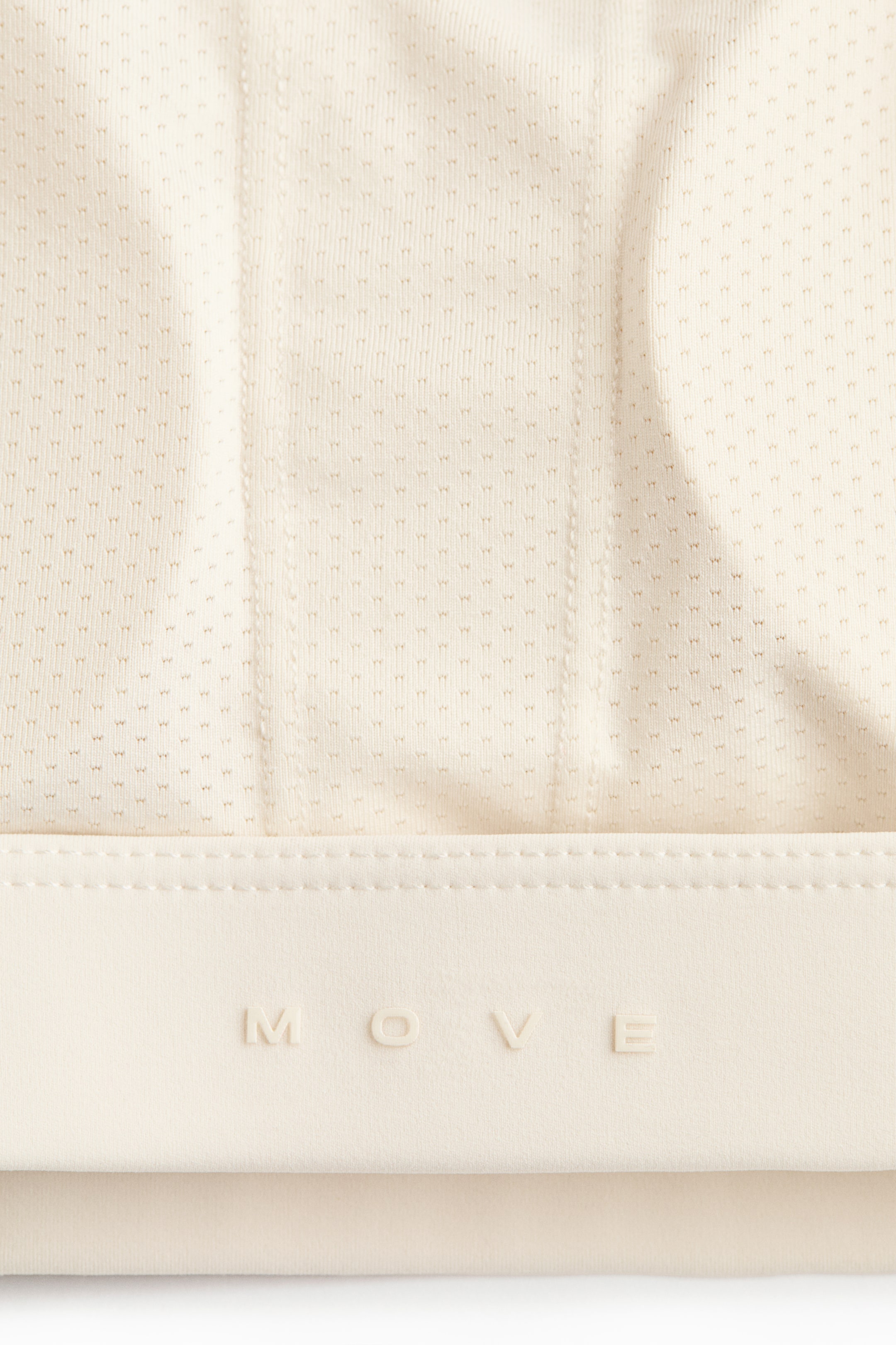Sports Bra with SculptMove™